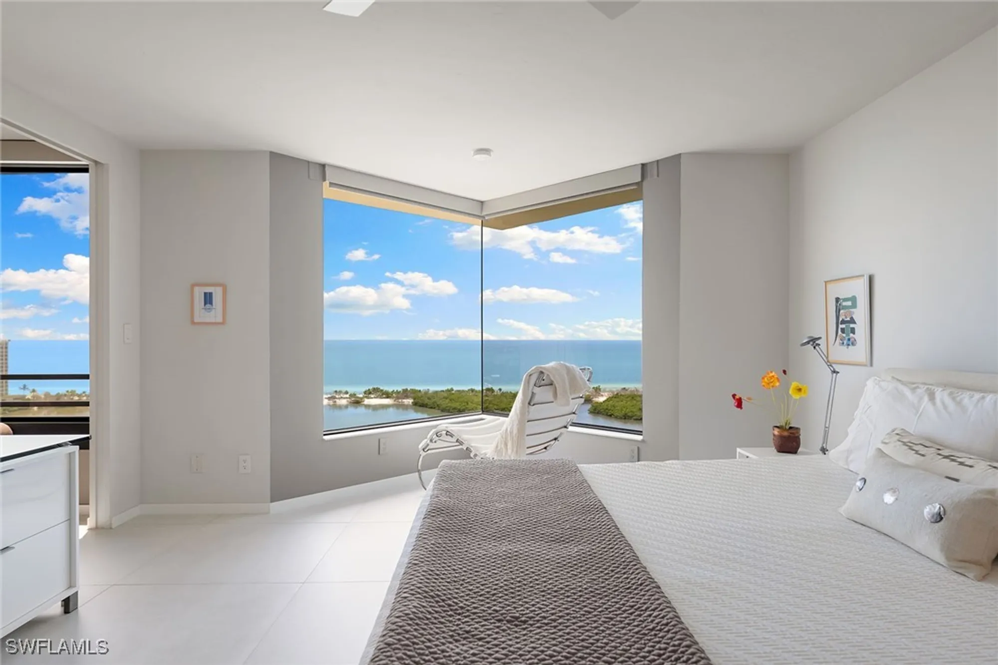 Property Slideshow image 18 of 41 | 5555 heron point dr 2001, Naples, FL, 34108