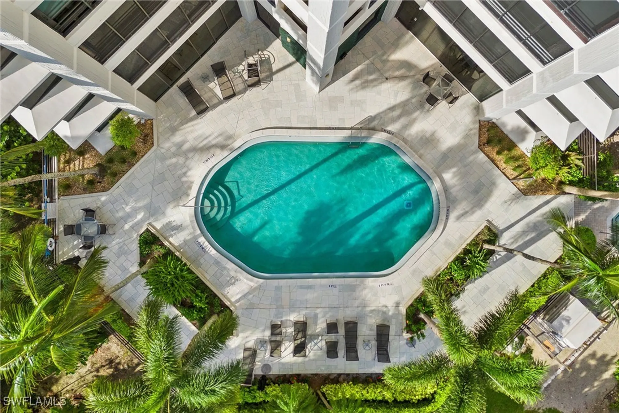 Property Slideshow image 35 of 41 | 5555 heron point dr 2001, Naples, FL, 34108