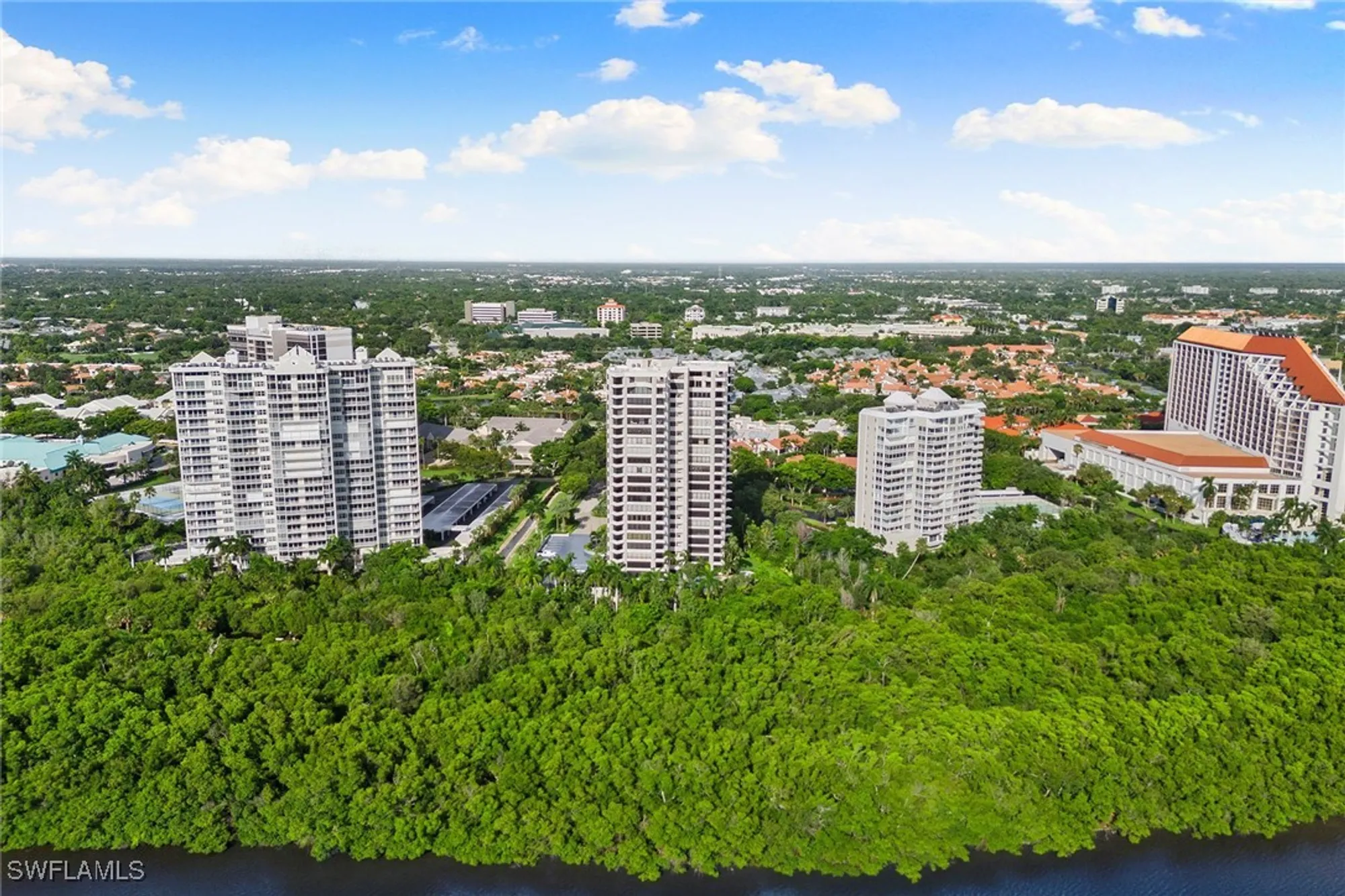 Property Slideshow image 40 of 41 | 5555 heron point dr 2001, Naples, FL, 34108