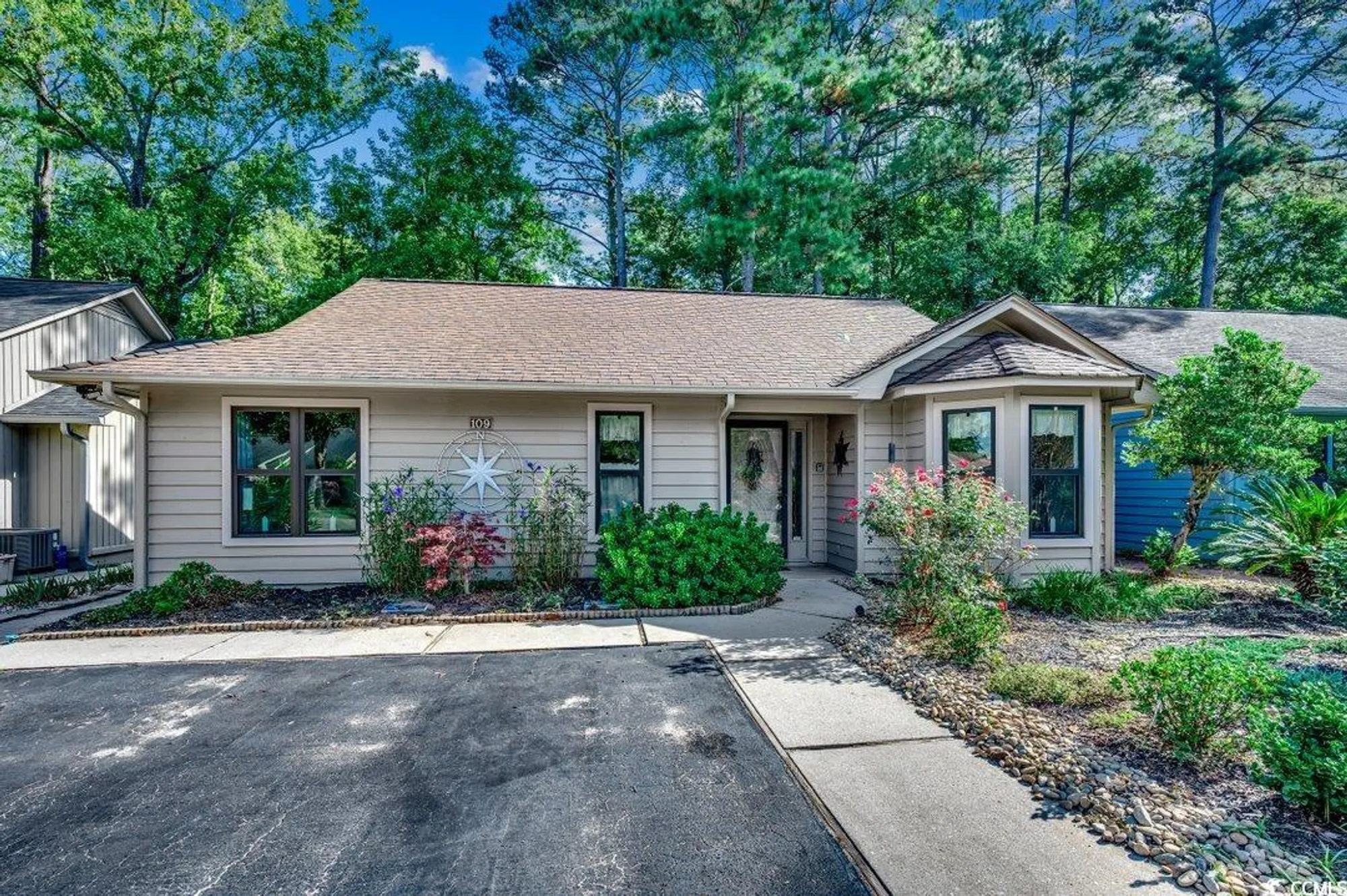 Property Slideshow image 1 of 28 | 109 hickory dr, Conway, SC, 29526