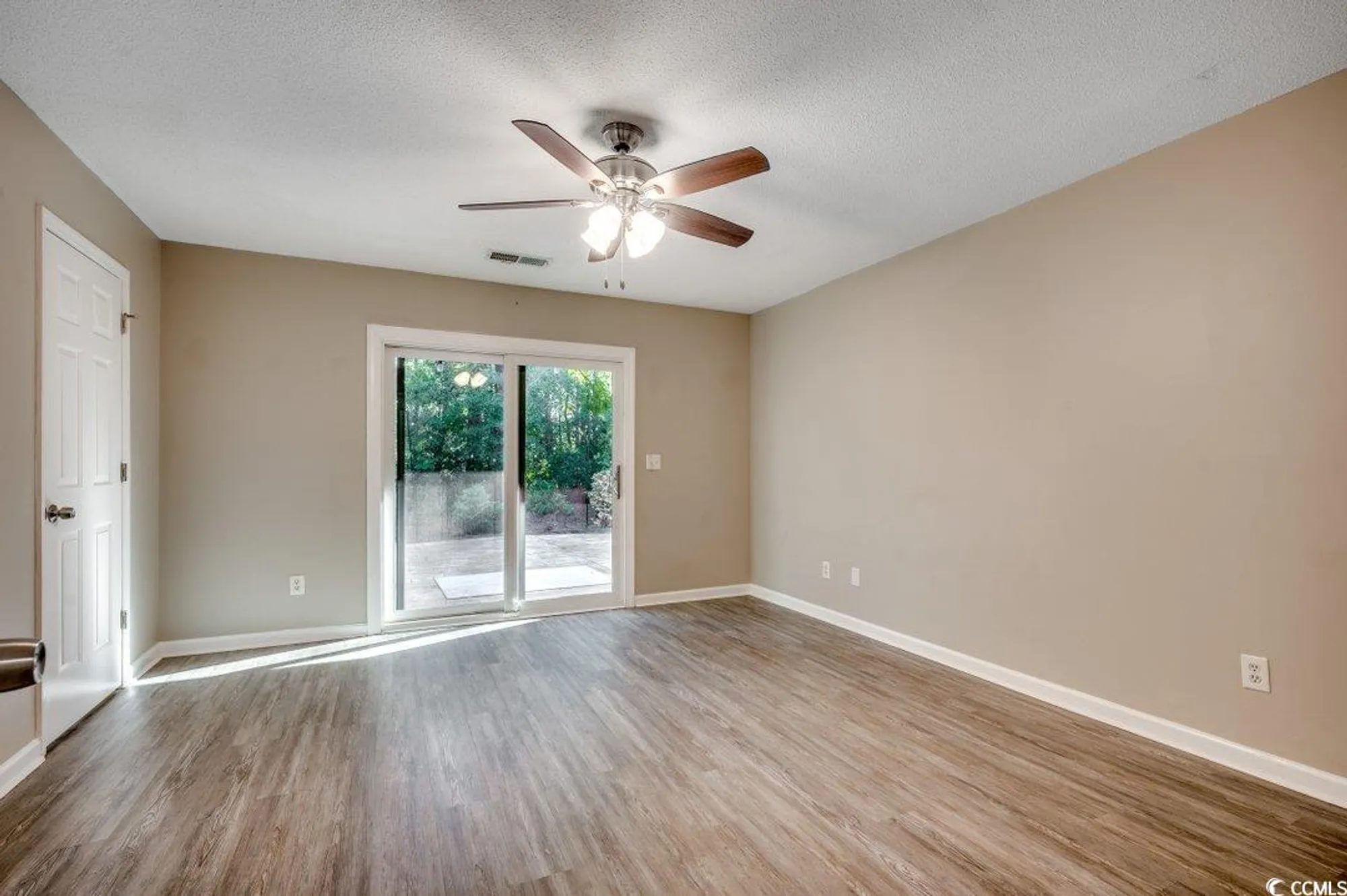 Property Slideshow image 12 of 28 | 109 hickory dr, Conway, SC, 29526