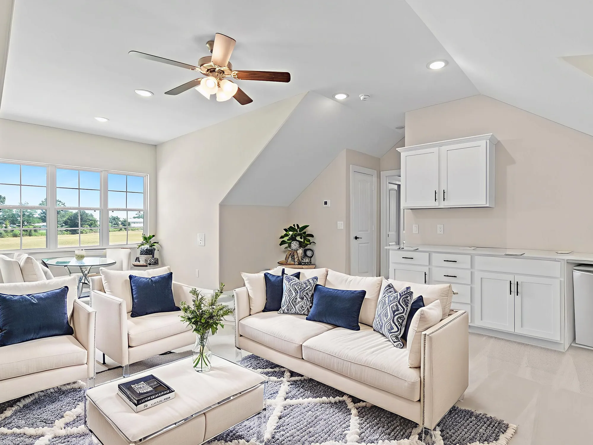 Property Slideshow image 12 of 25 | 1306 hidden oaks dr, Tomball, TX, 77375