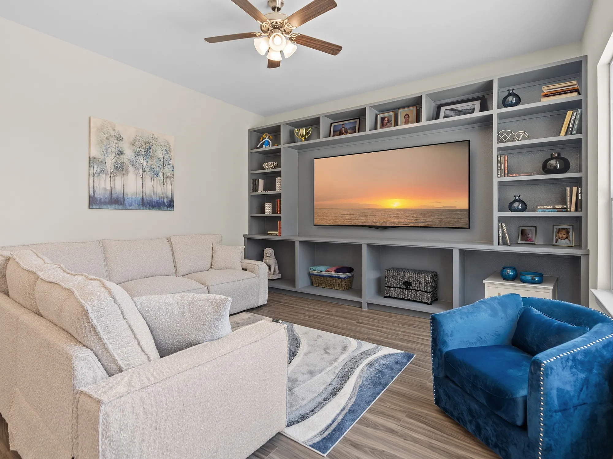 Property Slideshow image 3 of 25 | 1306 hidden oaks dr, Tomball, TX, 77375