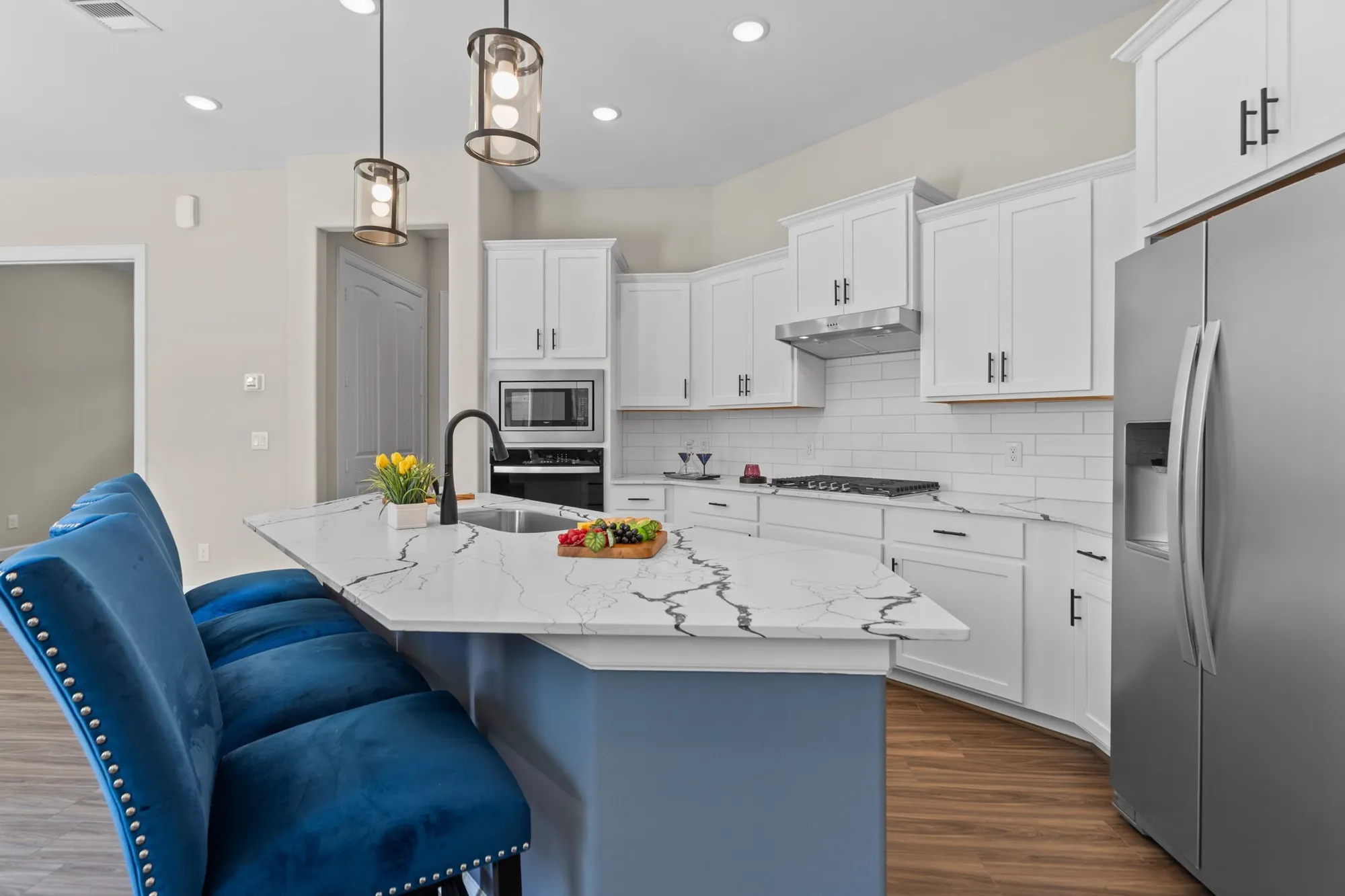 Property Slideshow image 6 of 25 | 1306 hidden oaks dr, Tomball, TX, 77375