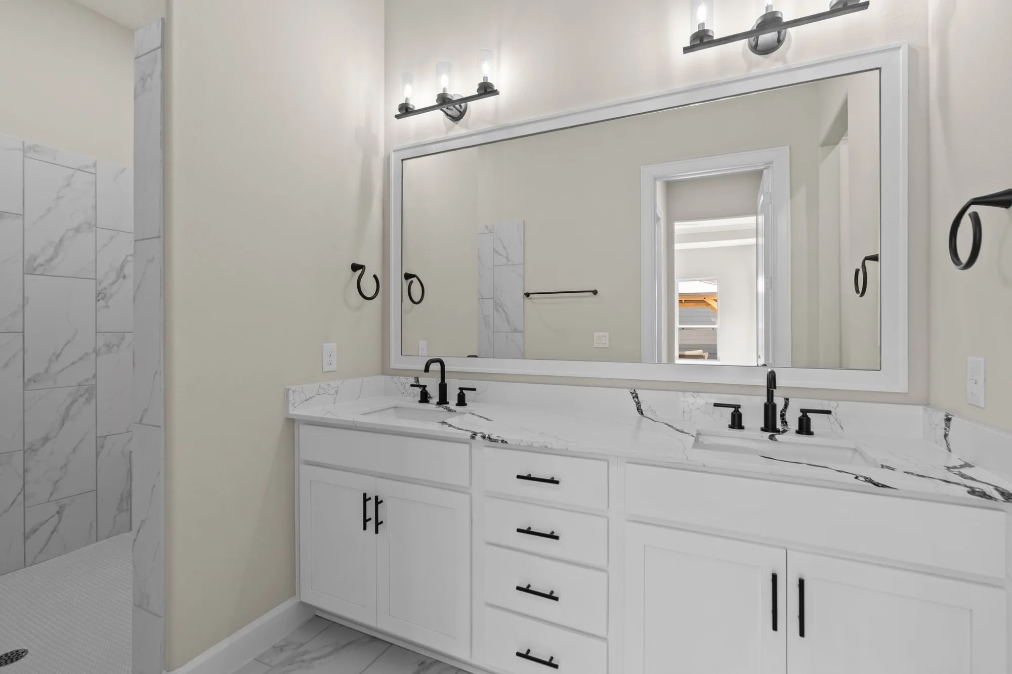 Property Slideshow image 9 of 25 | 1306 hidden oaks dr, Tomball, TX, 77375