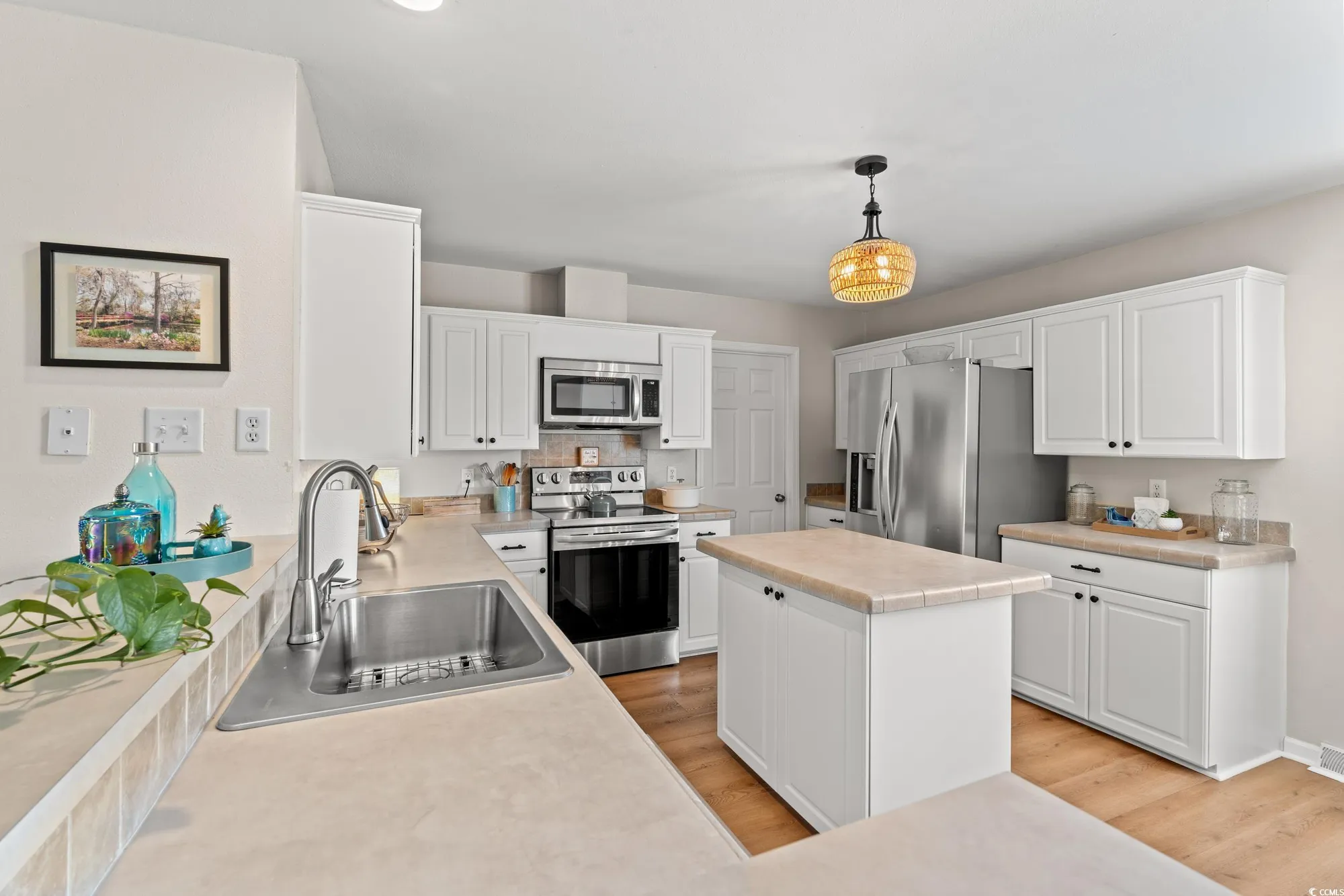 Property Slideshow image 3 of 40 | 157 lakeside crossing dr, Conway, SC, 29526