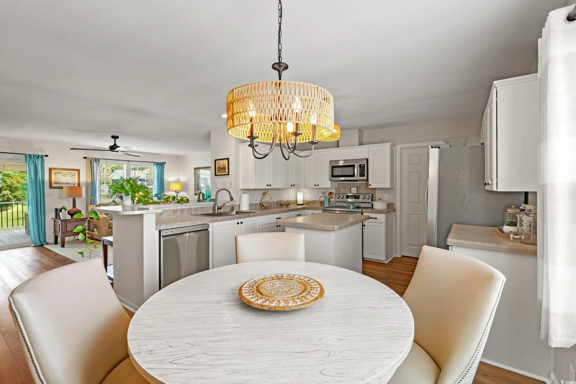 Property Slideshow image 8 of 40 | 157 lakeside crossing dr, Conway, SC, 29526