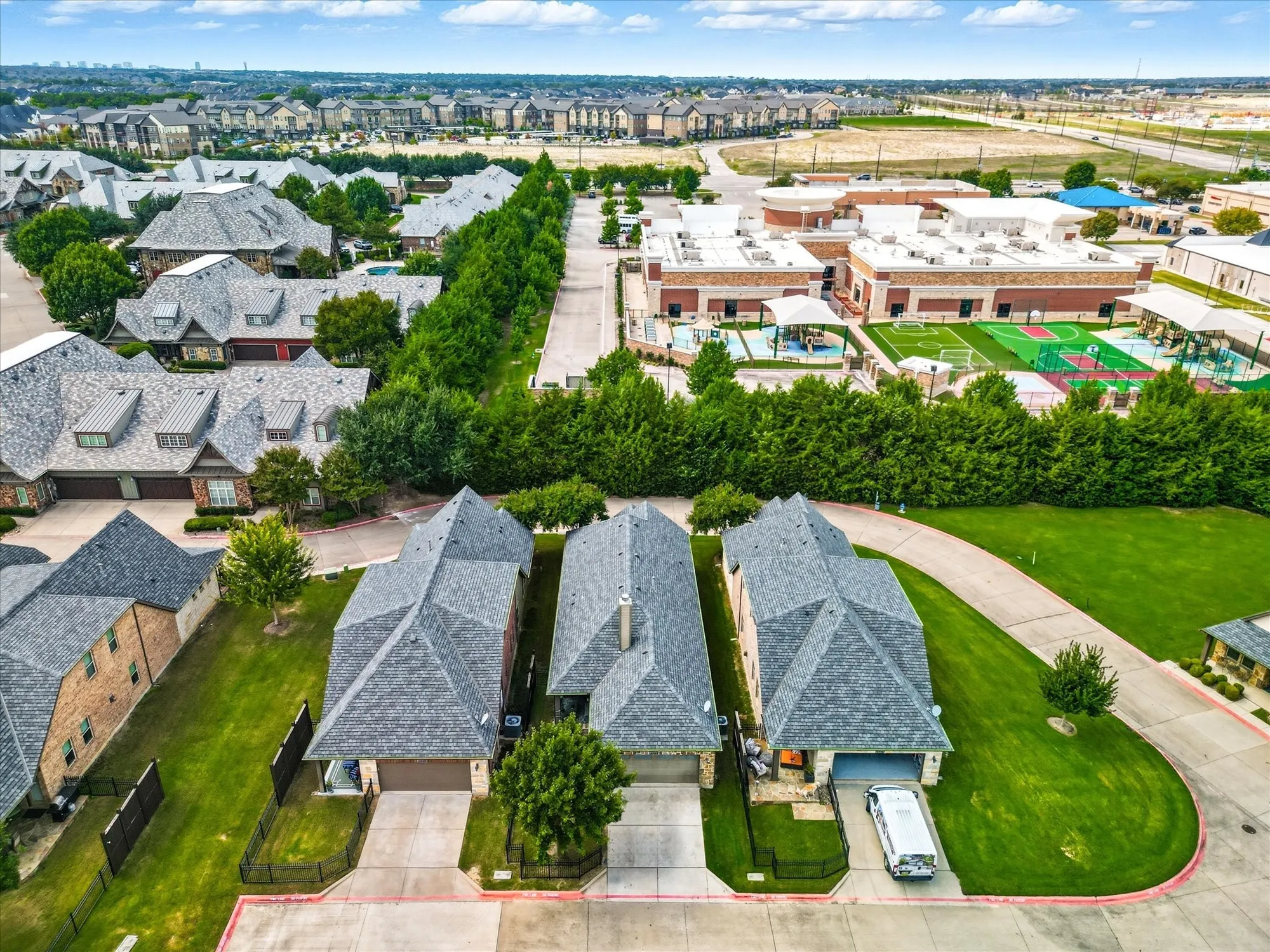 Property Slideshow image 38 of 40 | 5205 sutton cir # 5205, Mckinney, TX, 75070