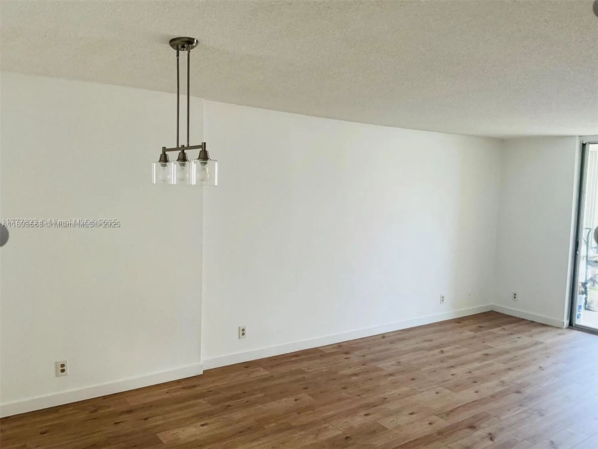 Property Slideshow image 19 of 19 | 201 se 11th ter 302, Dania Beach, FL, 33004