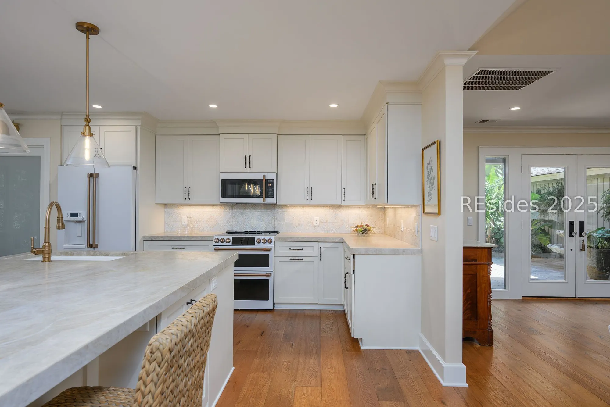 Property Slideshow image 16 of 43 | 25 towhee rd, Hilton Head Island, SC, 29926