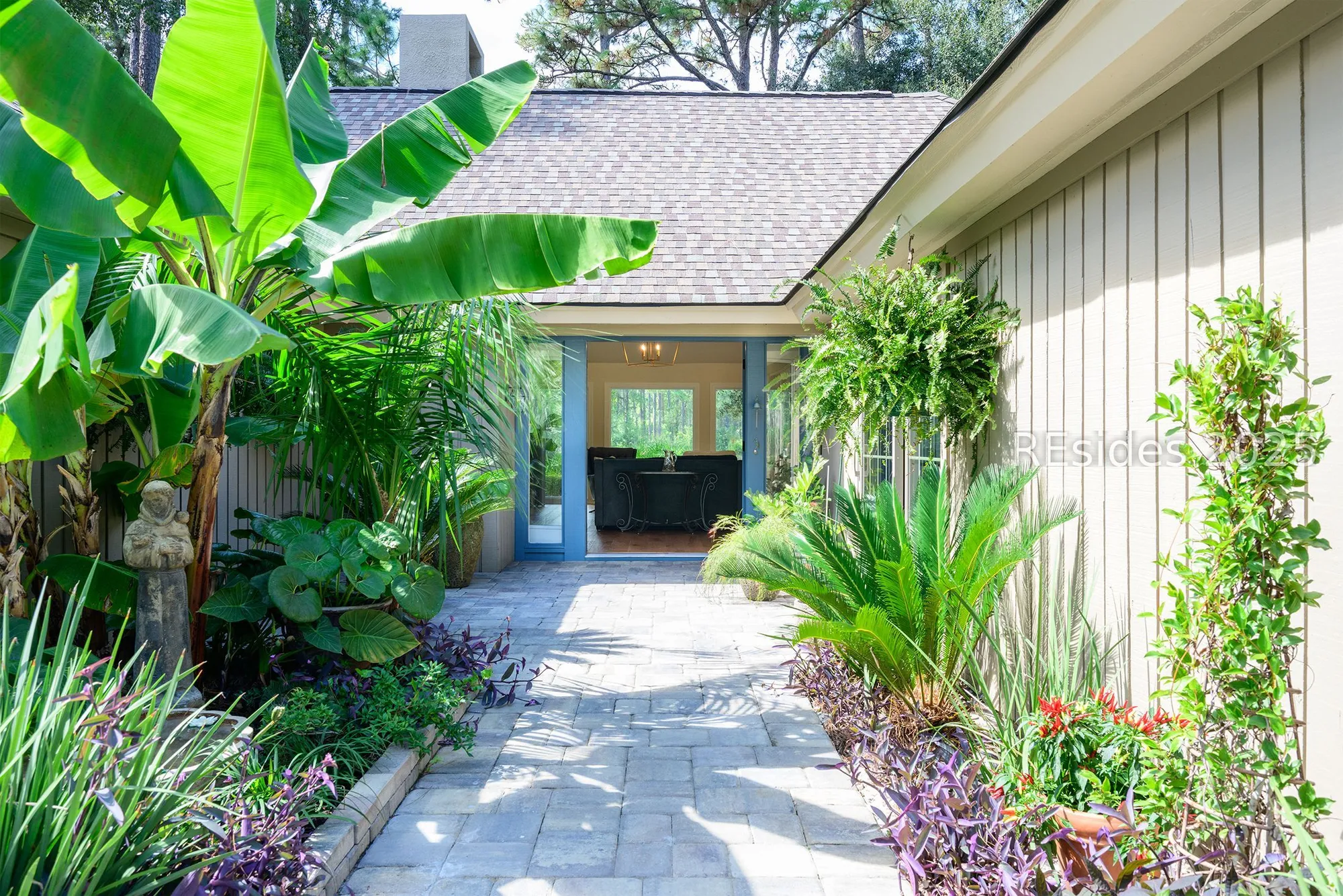 Property Slideshow image 10 of 43 | 25 towhee rd, Hilton Head Island, SC, 29926