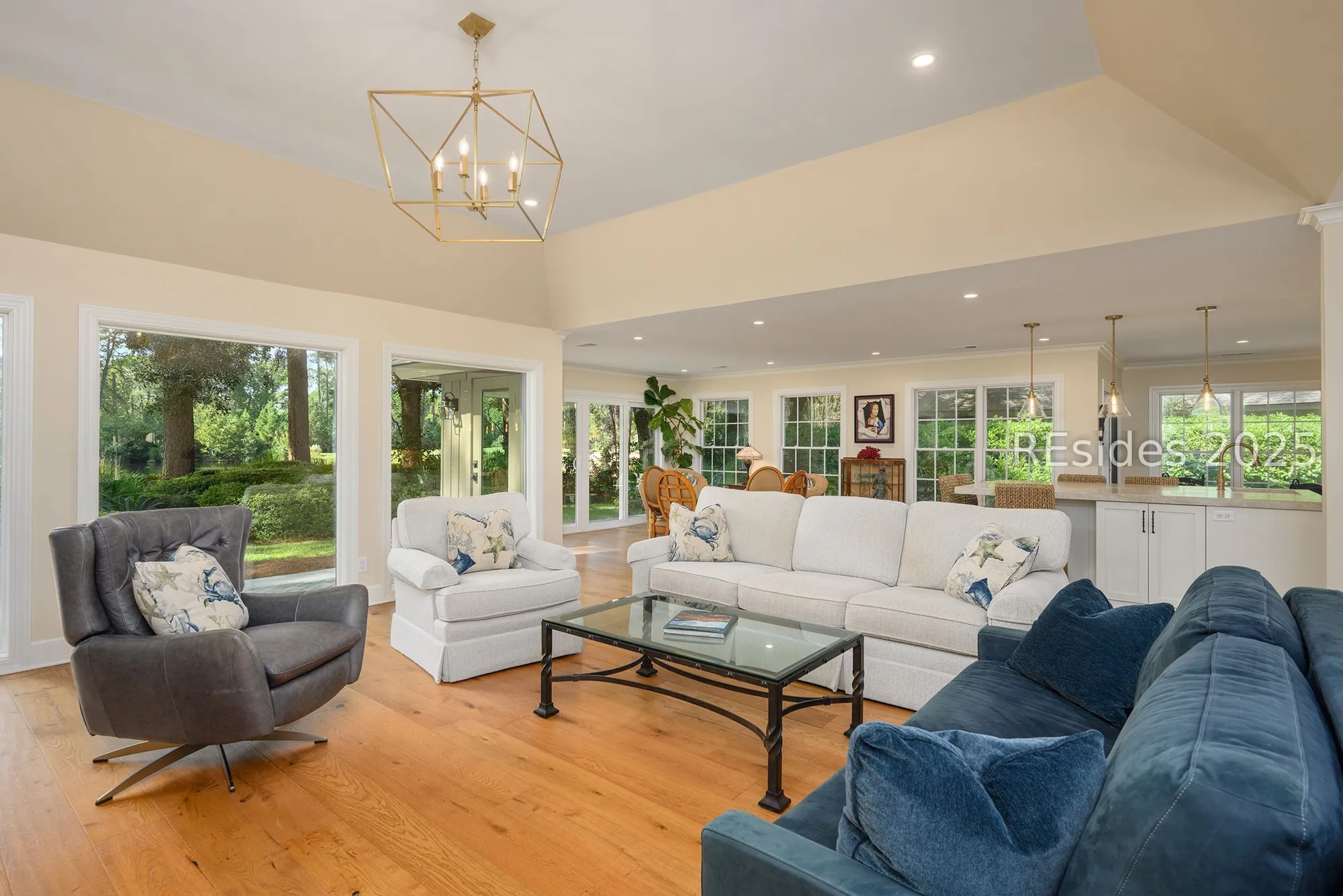 Property Slideshow image 11 of 43 | 25 towhee rd, Hilton Head Island, SC, 29926