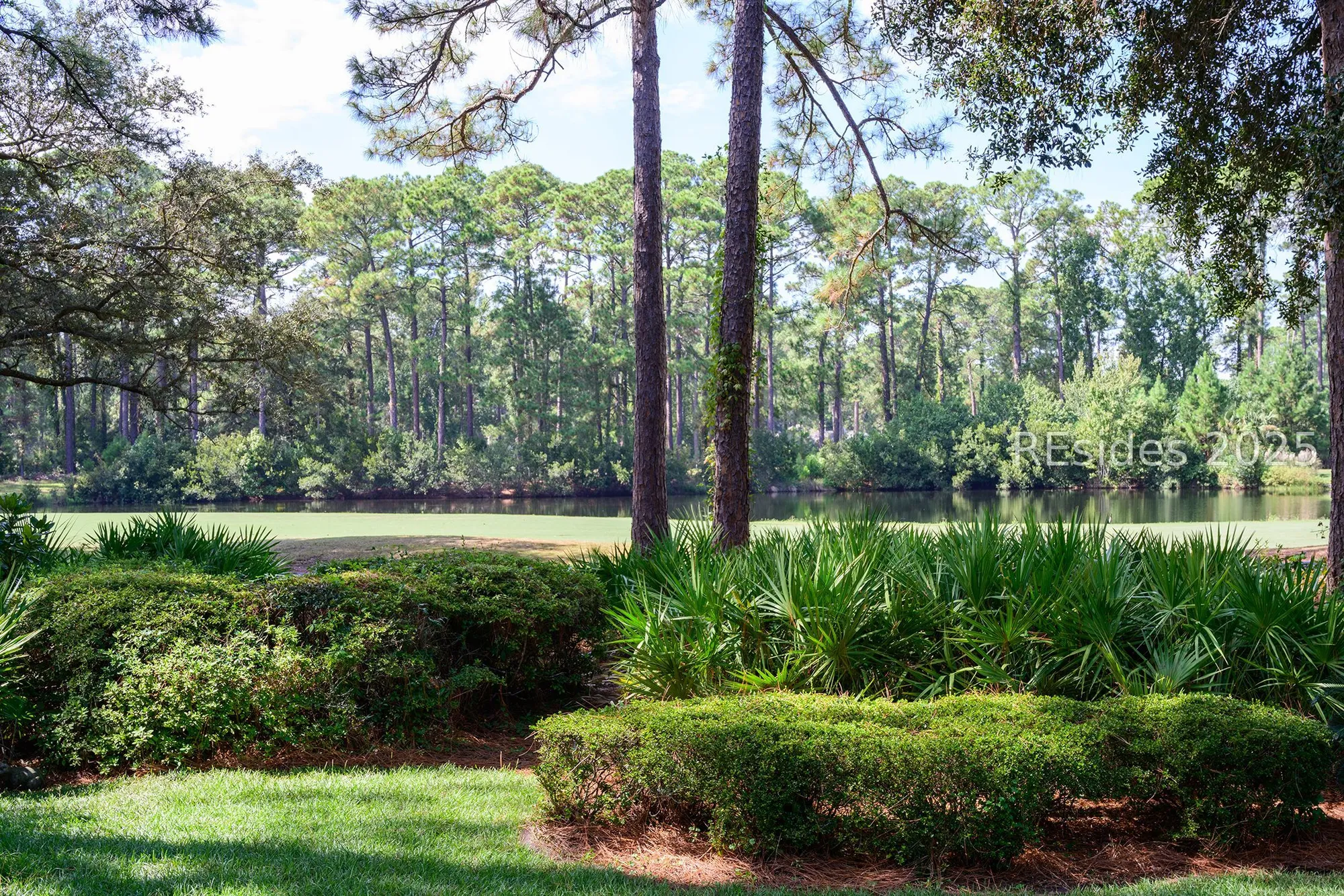 Property Slideshow image 35 of 43 | 25 towhee rd, Hilton Head Island, SC, 29926