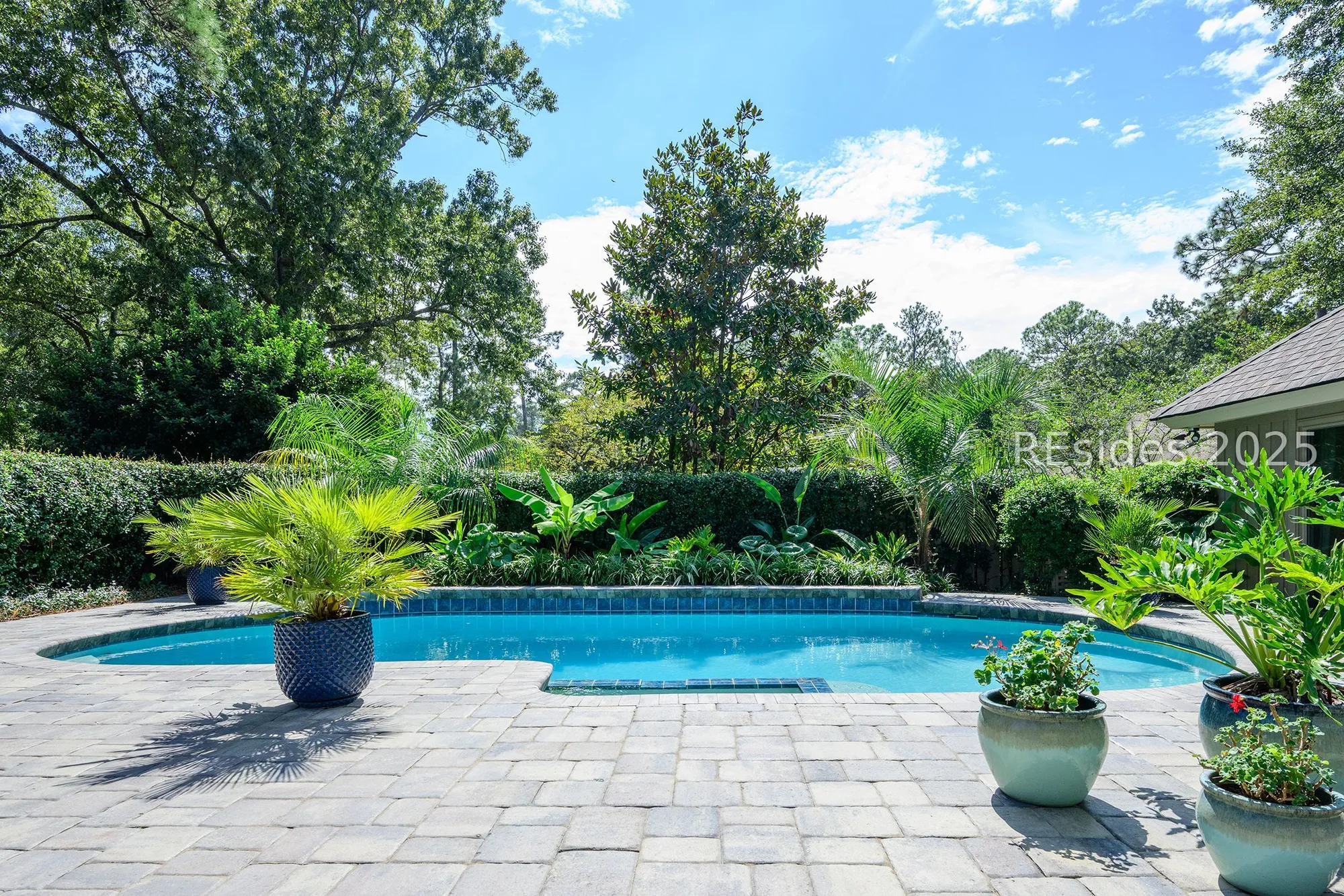 Property Slideshow image 3 of 43 | 25 towhee rd, Hilton Head Island, SC, 29926