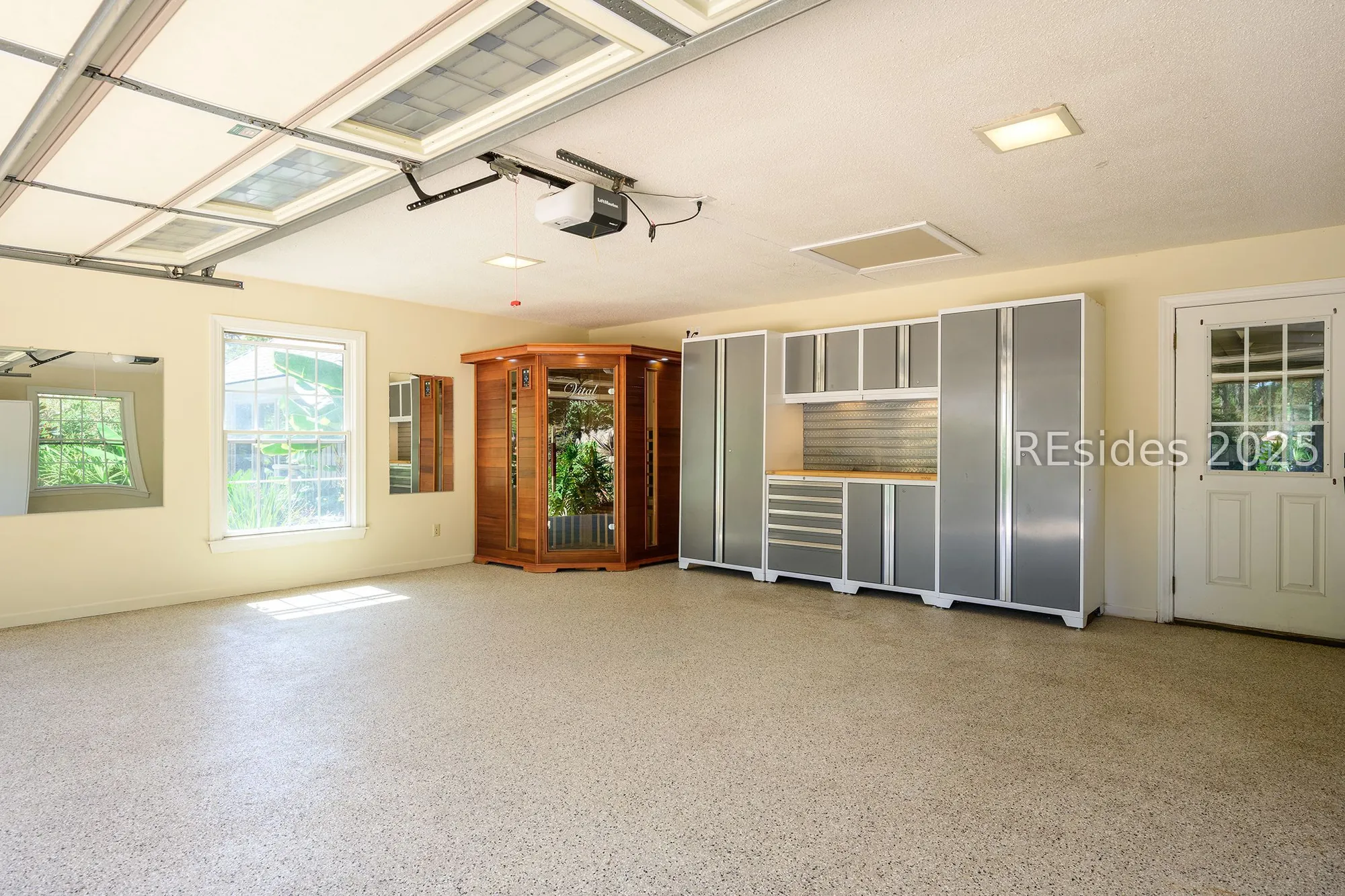 Property Slideshow image 41 of 43 | 25 towhee rd, Hilton Head Island, SC, 29926