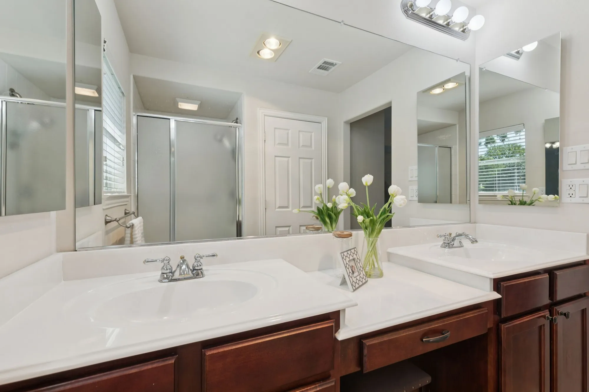 Property Slideshow image 20 of 37 | 11001 southerland dr, Denton, TX, 76207