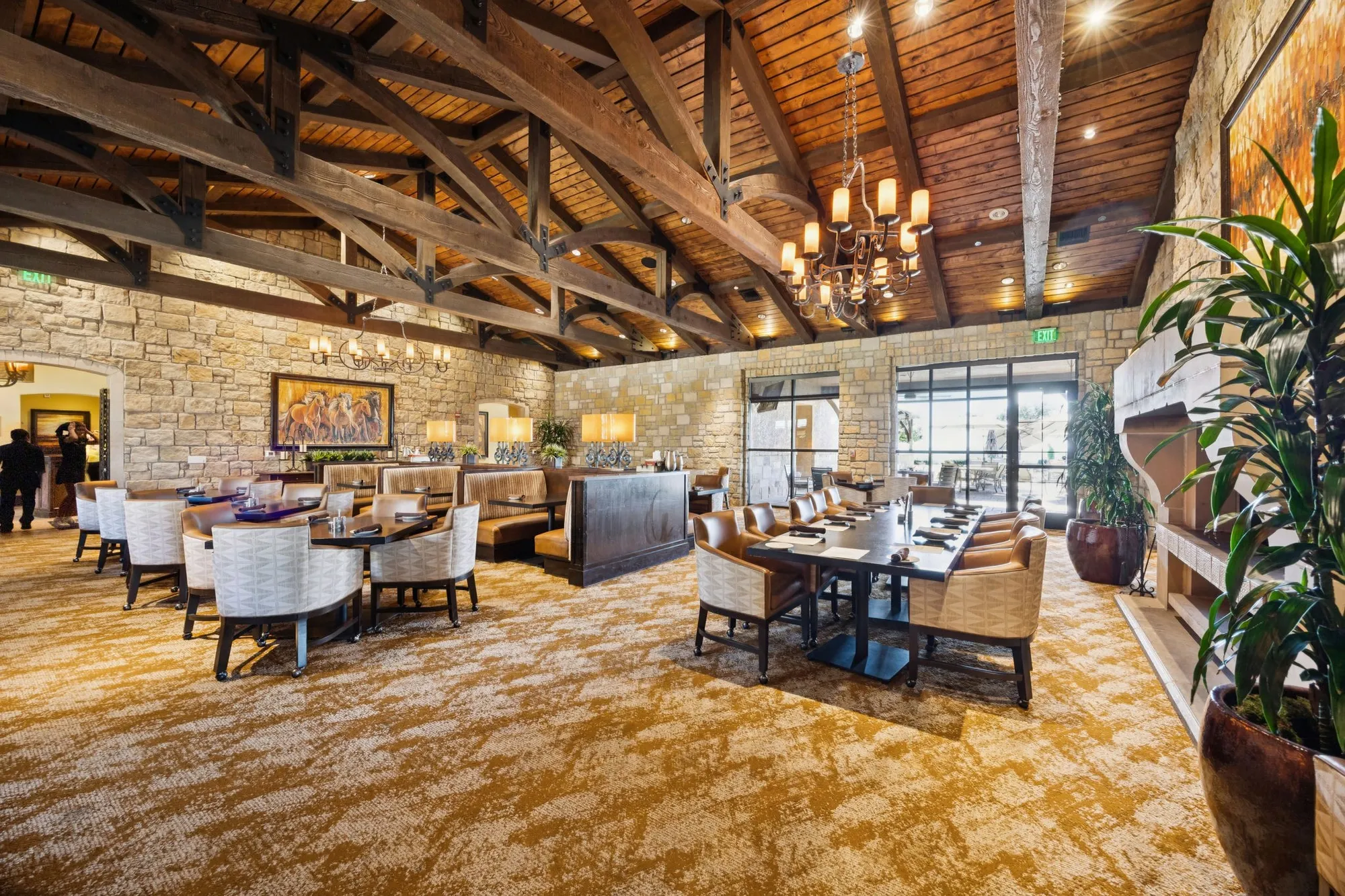 Property Slideshow image 34 of 37 | 11001 southerland dr, Denton, TX, 76207