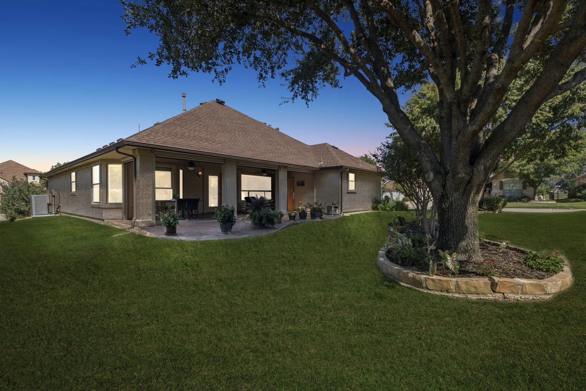 Property Slideshow image 4 of 37 | 11001 southerland dr, Denton, TX, 76207