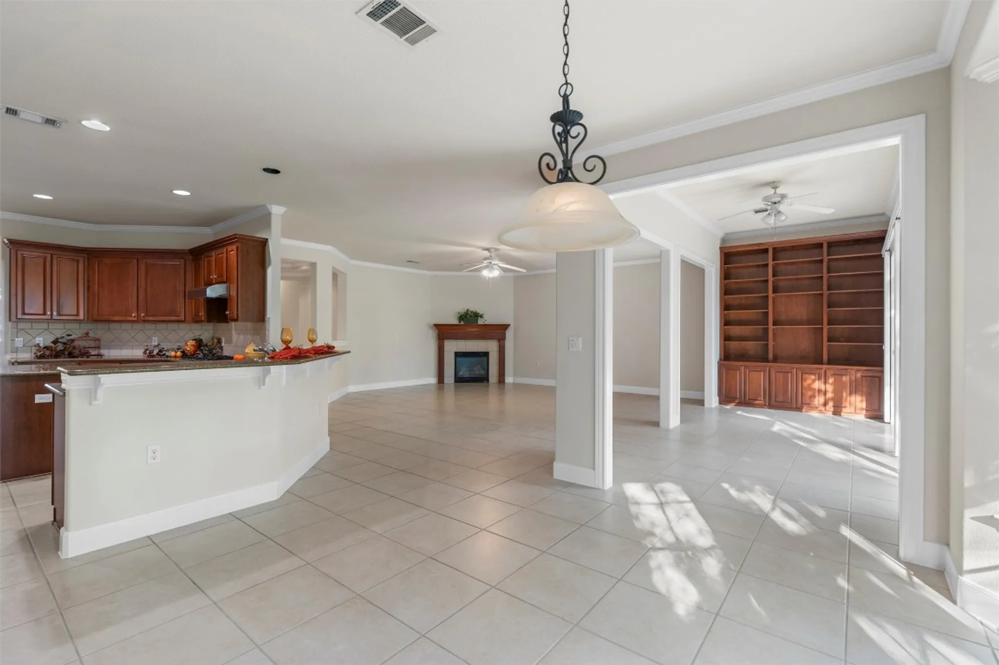 Property Slideshow image 15 of 40 | 200 san saba dr, Georgetown, TX, 78633