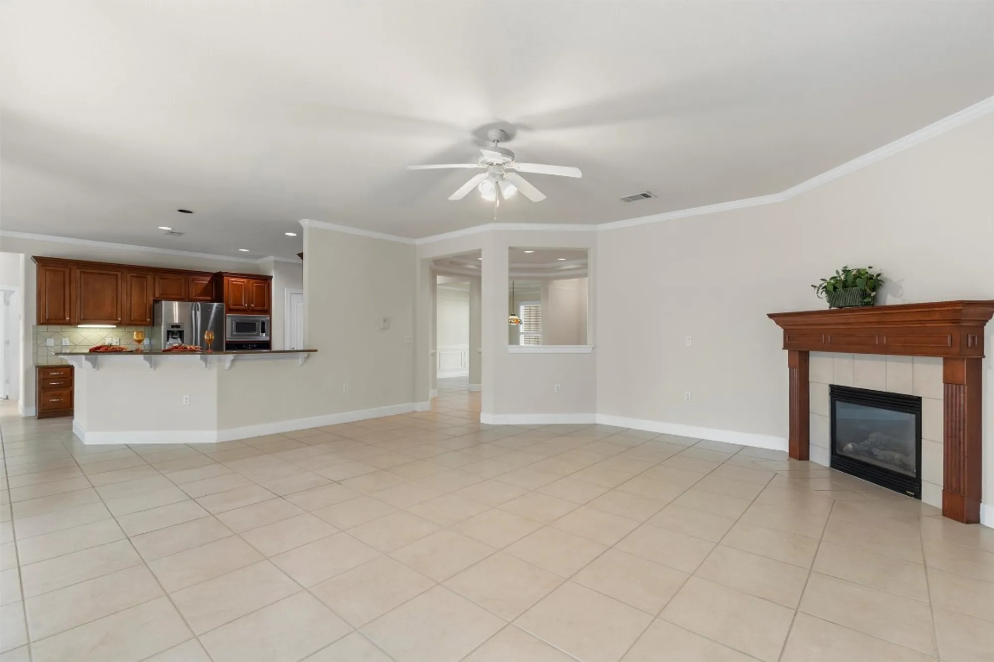 Property Slideshow image 10 of 40 | 200 san saba dr, Georgetown, TX, 78633