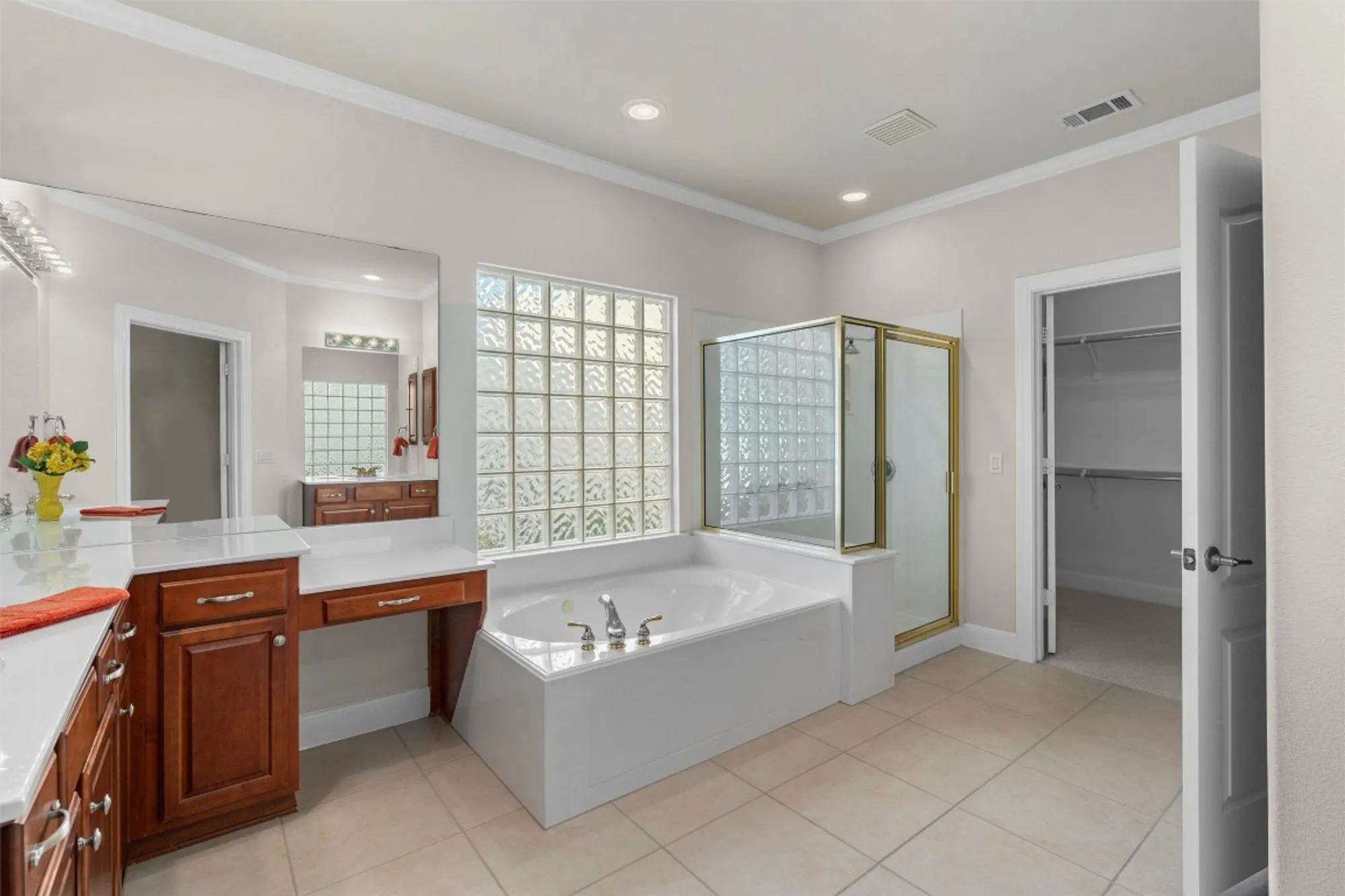 Property Slideshow image 25 of 40 | 200 san saba dr, Georgetown, TX, 78633