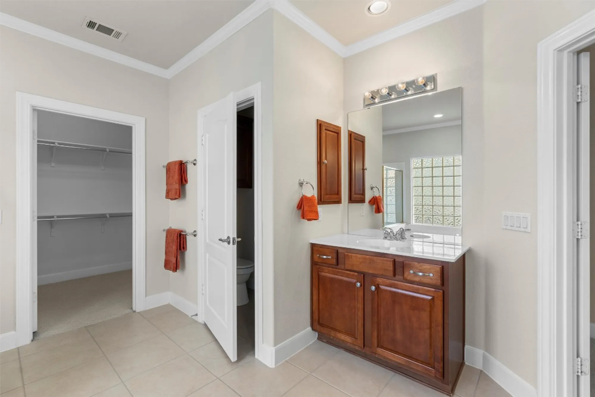 Property Slideshow image 27 of 40 | 200 san saba dr, Georgetown, TX, 78633