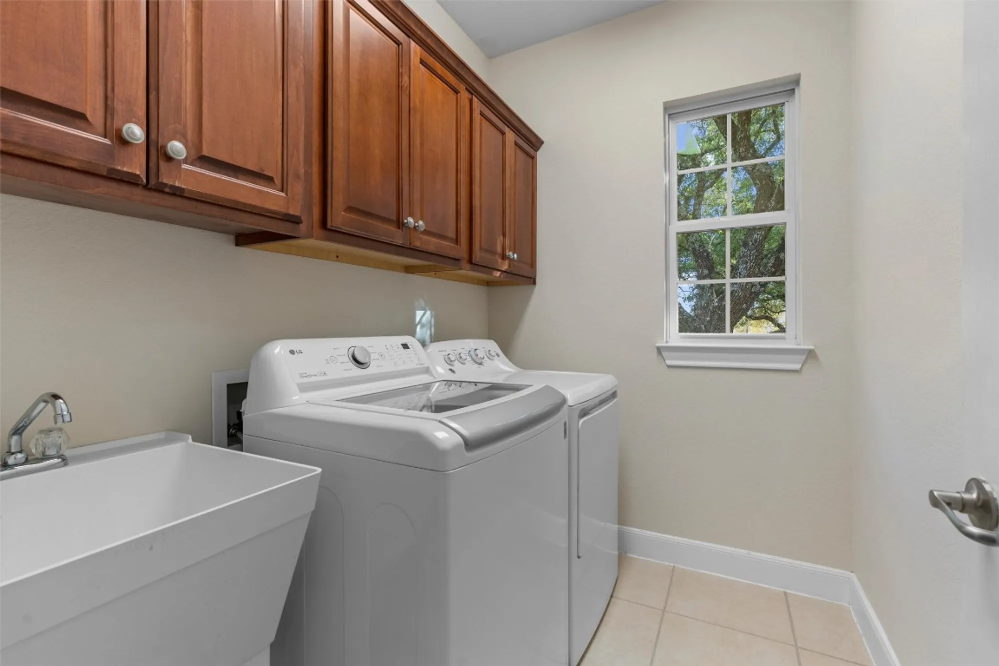 Property Slideshow image 37 of 40 | 200 san saba dr, Georgetown, TX, 78633