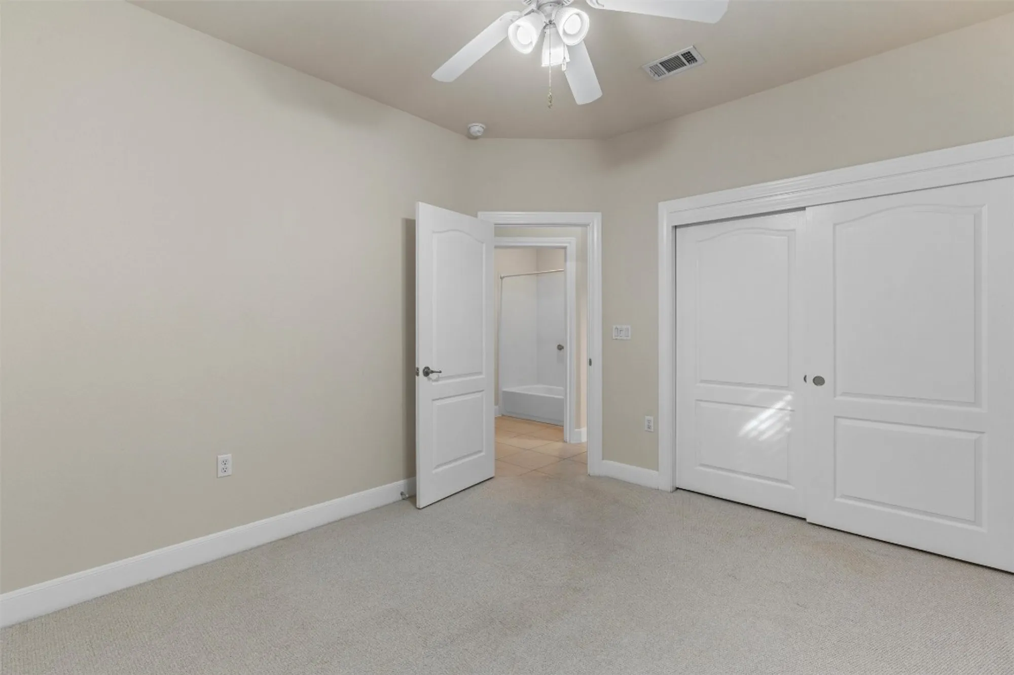 Property Slideshow image 30 of 40 | 200 san saba dr, Georgetown, TX, 78633