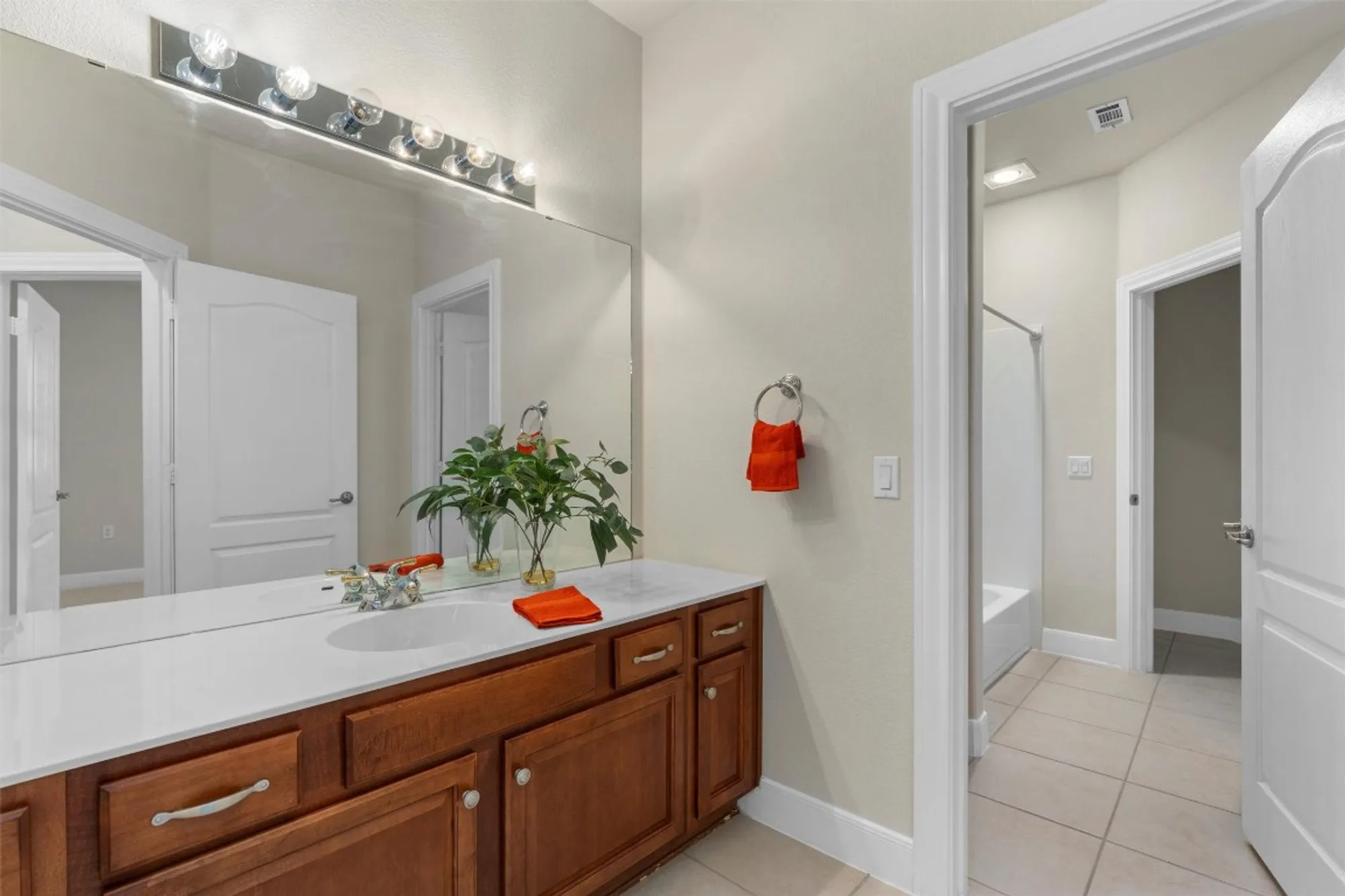 Property Slideshow image 31 of 40 | 200 san saba dr, Georgetown, TX, 78633