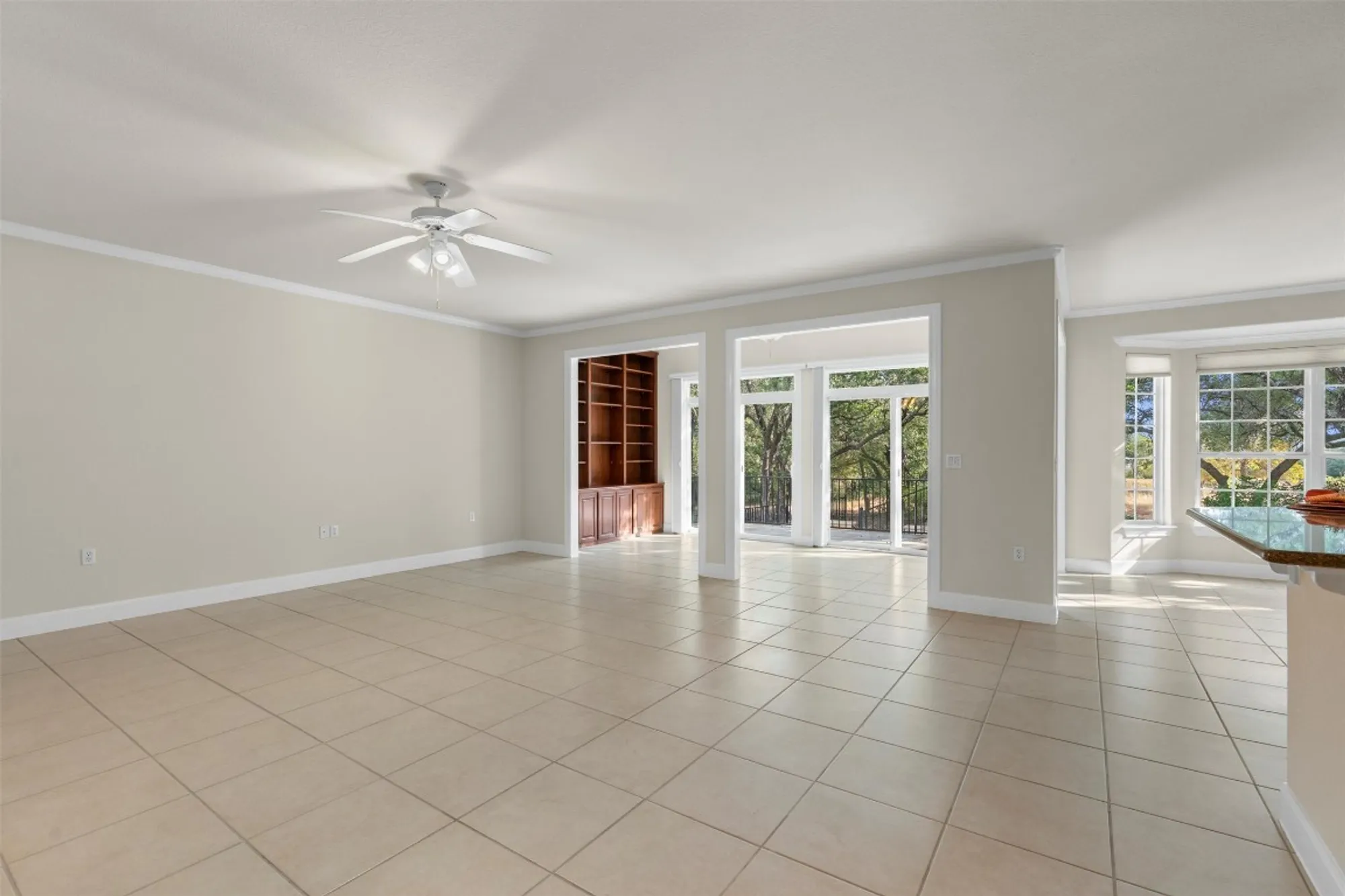 Property Slideshow image 8 of 40 | 200 san saba dr, Georgetown, TX, 78633