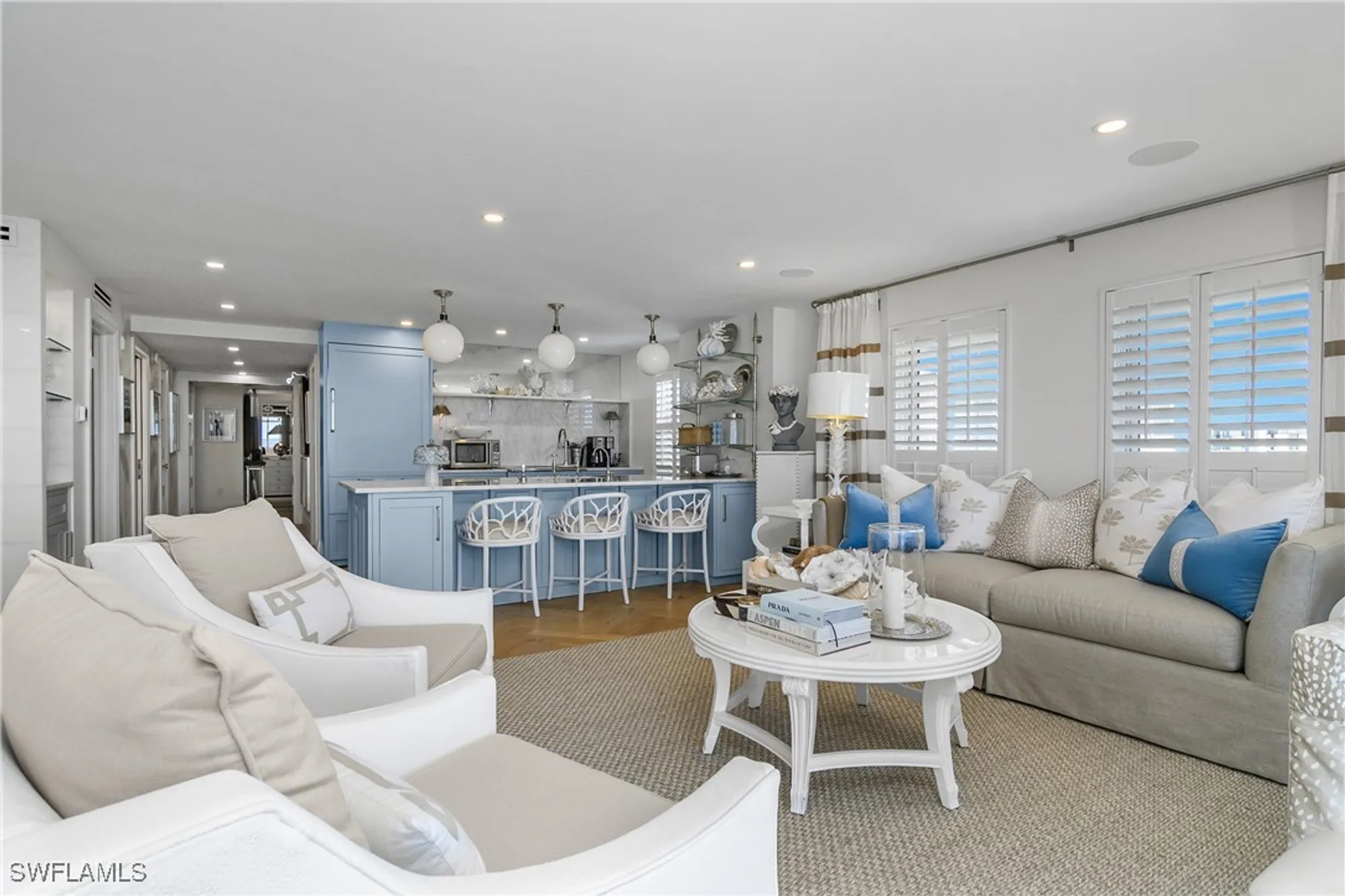 Property Slideshow image 14 of 41 | 3483 gulf shore blvd 502, Naples, FL, 34103