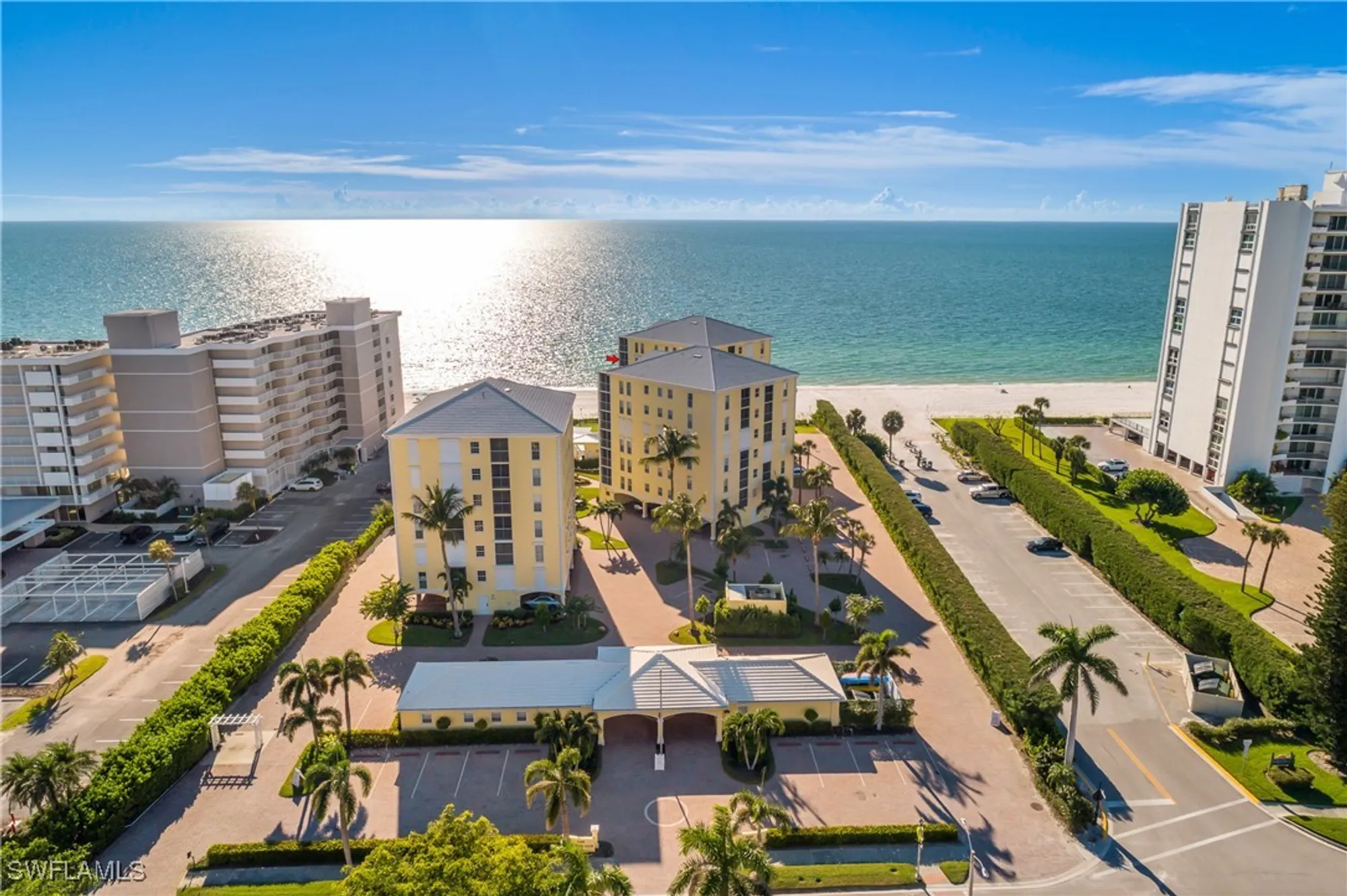 Property Slideshow image 27 of 41 | 3483 gulf shore blvd 502, Naples, FL, 34103