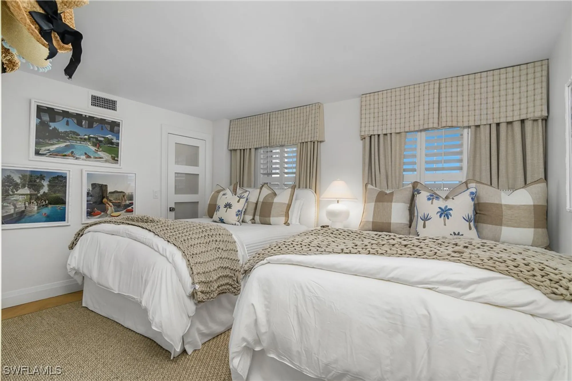 Property Slideshow image 28 of 41 | 3483 gulf shore blvd 502, Naples, FL, 34103