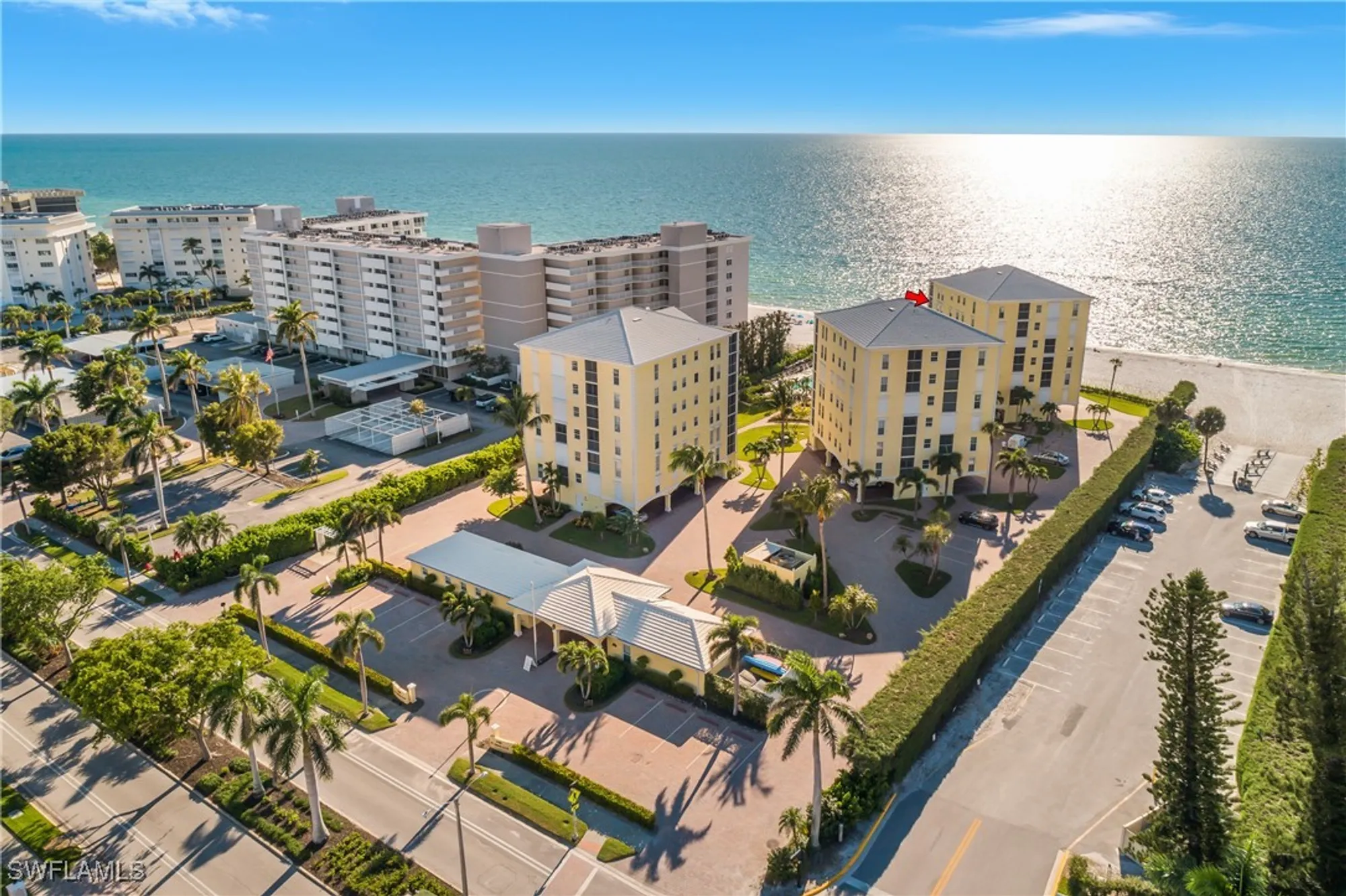 Property Slideshow image 38 of 41 | 3483 gulf shore blvd 502, Naples, FL, 34103