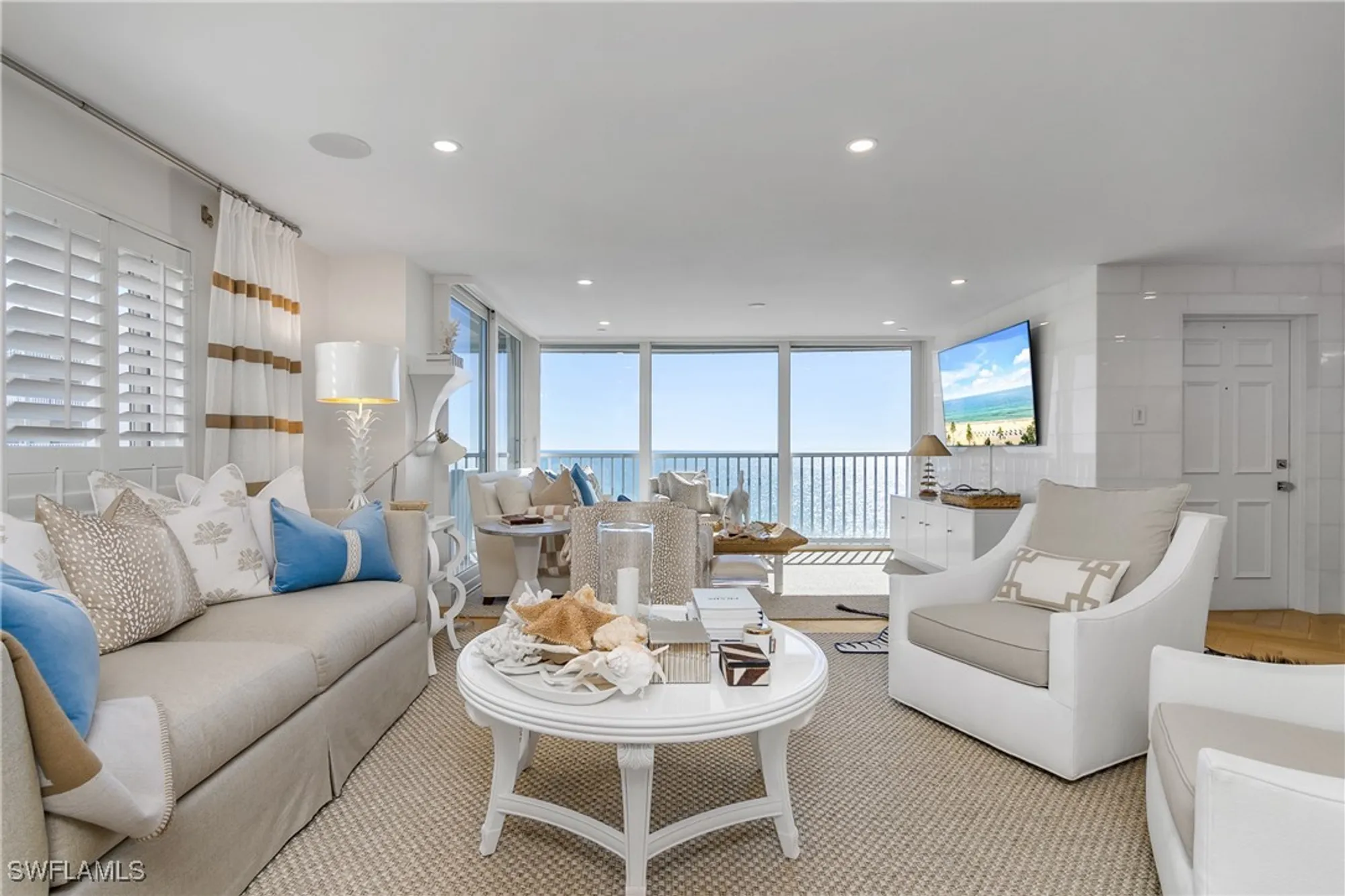 Property Slideshow image 5 of 41 | 3483 gulf shore blvd 502, Naples, FL, 34103