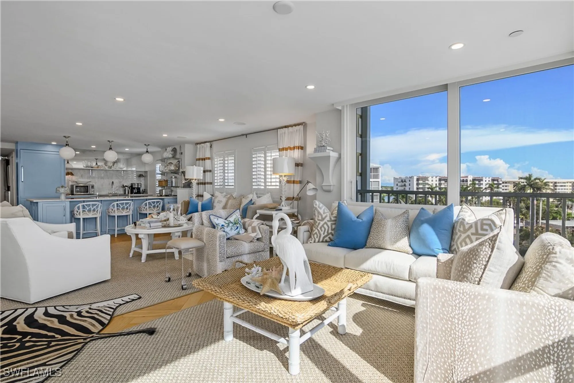 Property Slideshow image 7 of 41 | 3483 gulf shore blvd 502, Naples, FL, 34103