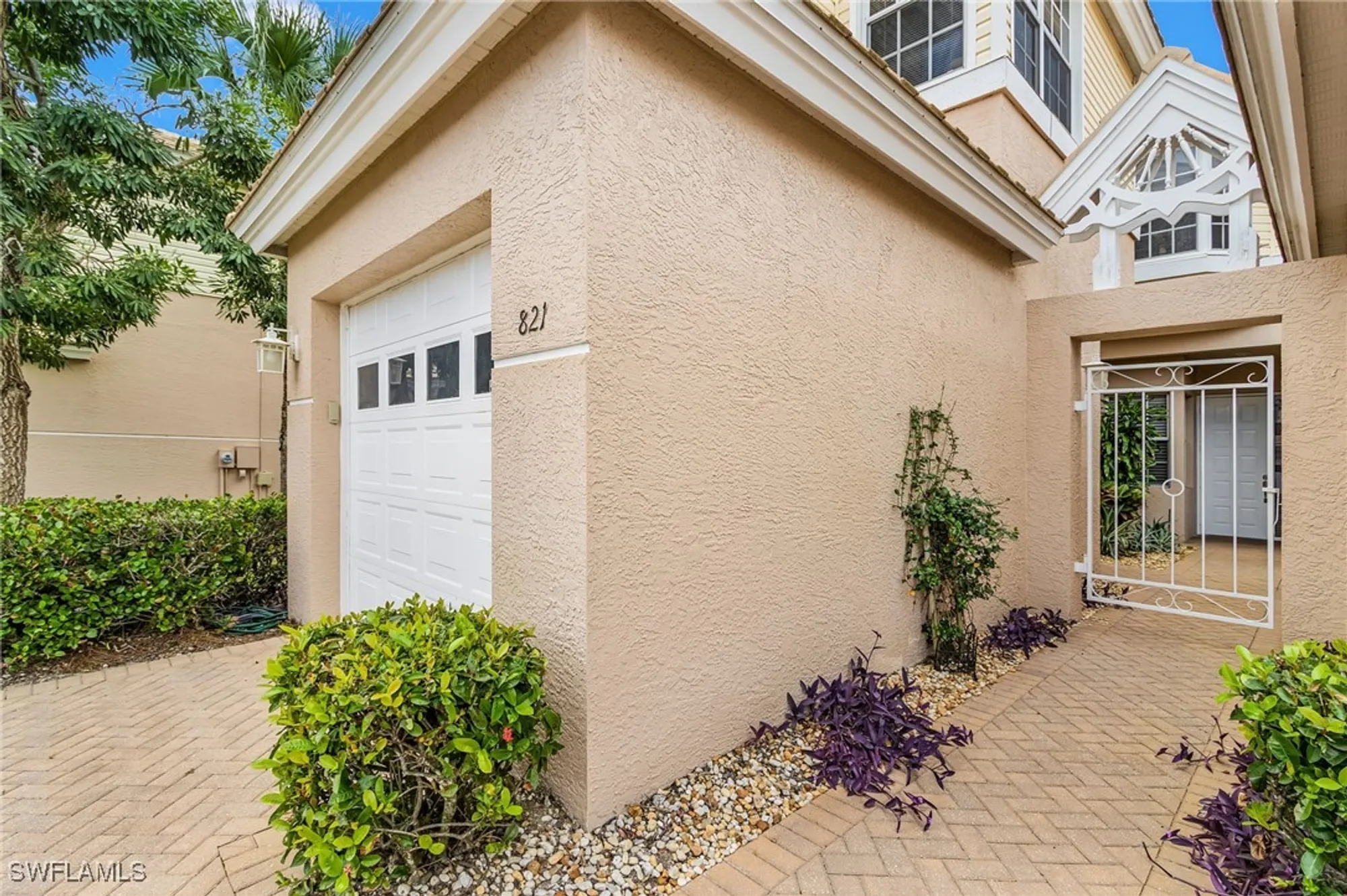Property Slideshow image 29 of 38 | 25160 goldcrest dr 821, Bonita Springs, FL, 34134