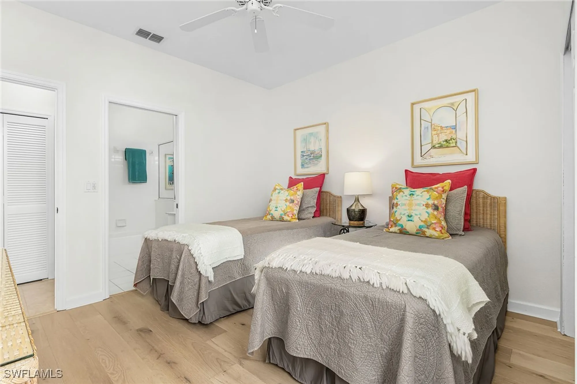 Property Slideshow image 20 of 38 | 25160 goldcrest dr 821, Bonita Springs, FL, 34134