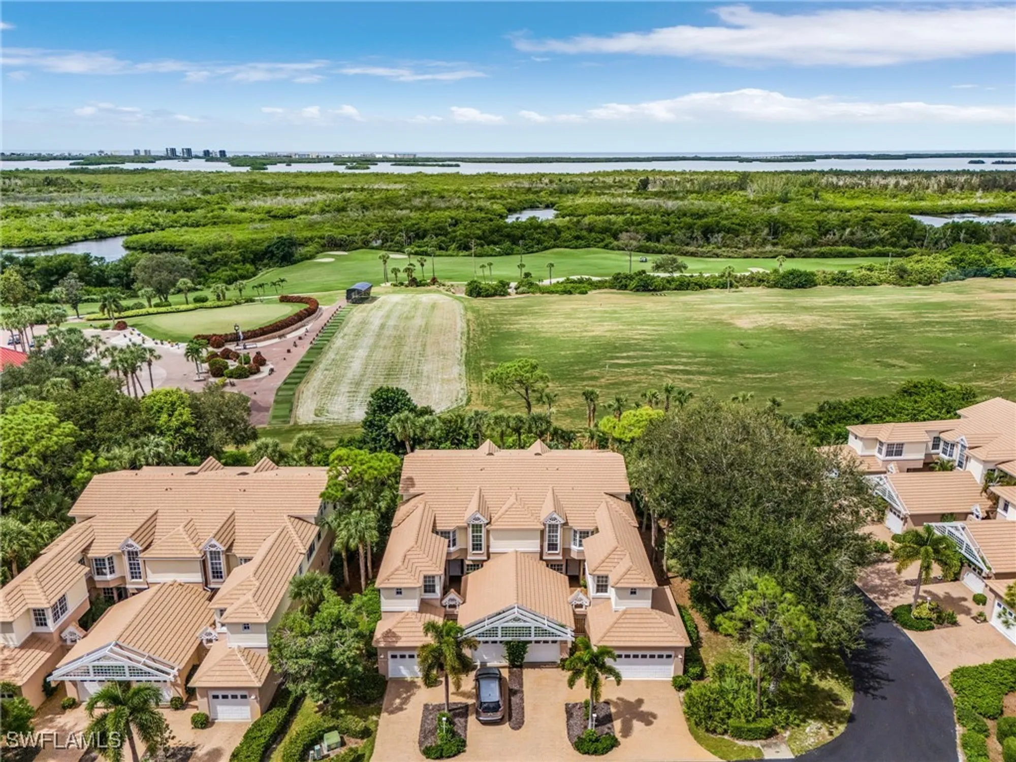 Property Slideshow image 32 of 38 | 25160 goldcrest dr 821, Bonita Springs, FL, 34134