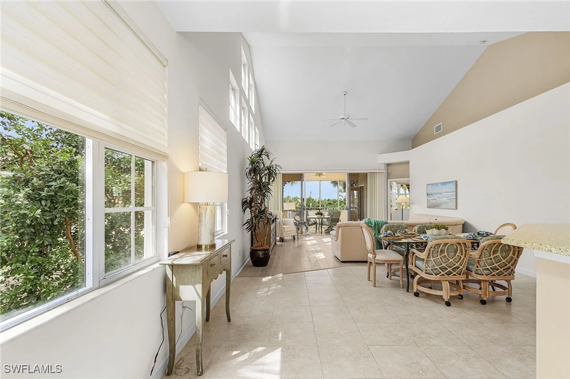 Property Slideshow image 8 of 38 | 25160 goldcrest dr 821, Bonita Springs, FL, 34134