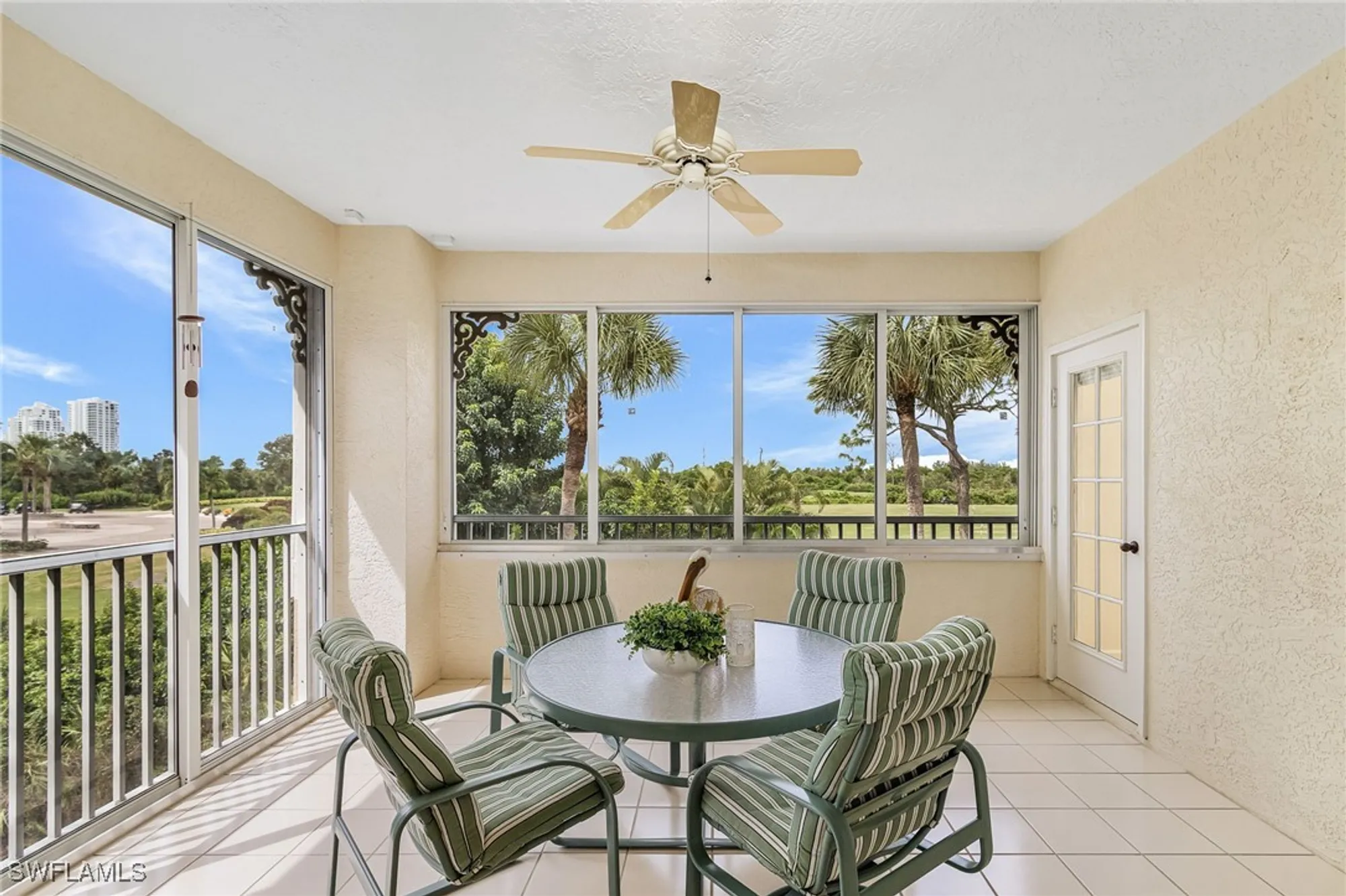 Property Slideshow image 9 of 38 | 25160 goldcrest dr 821, Bonita Springs, FL, 34134