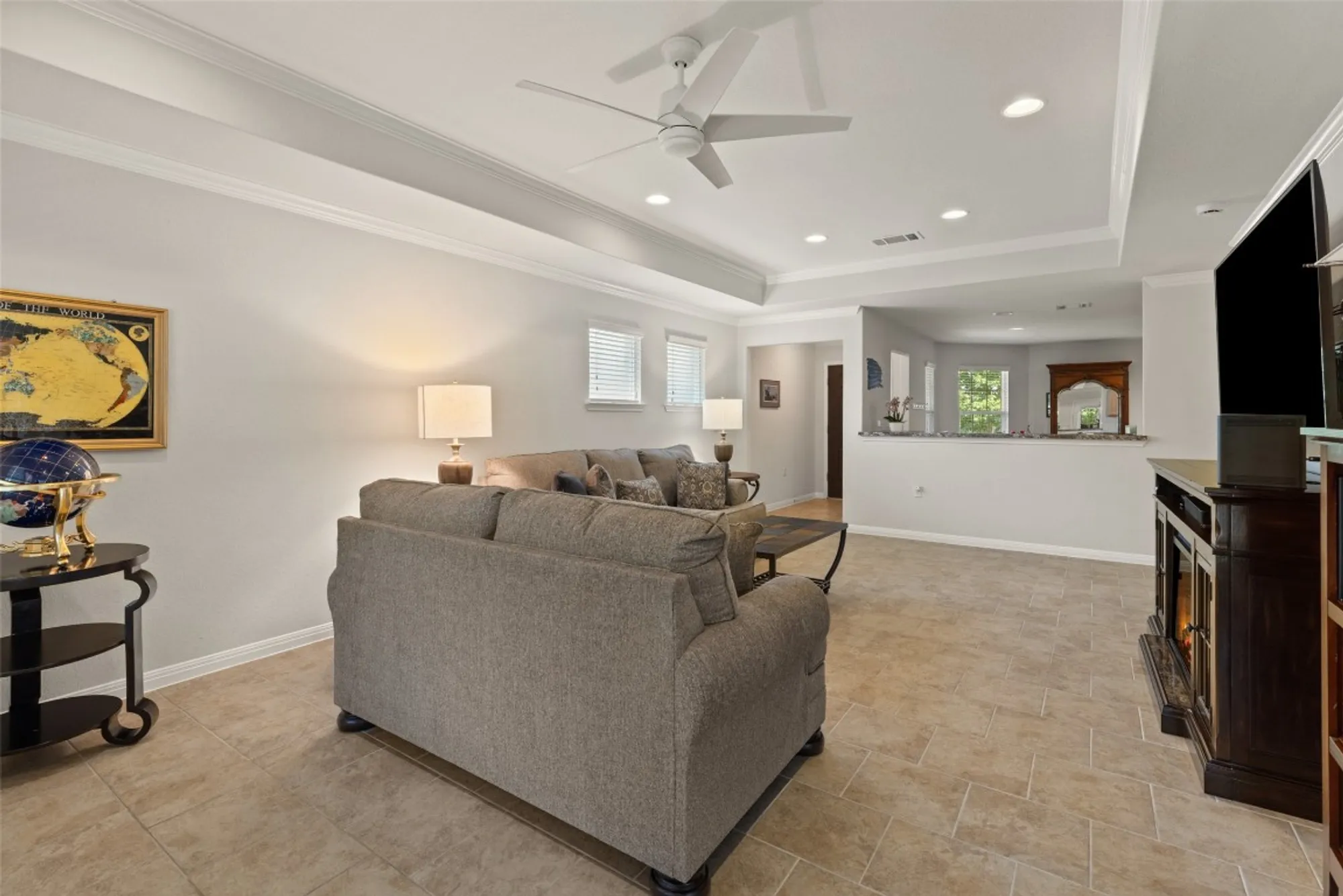 Property Slideshow image 11 of 35 | 233 hobby st, Georgetown, TX, 78633