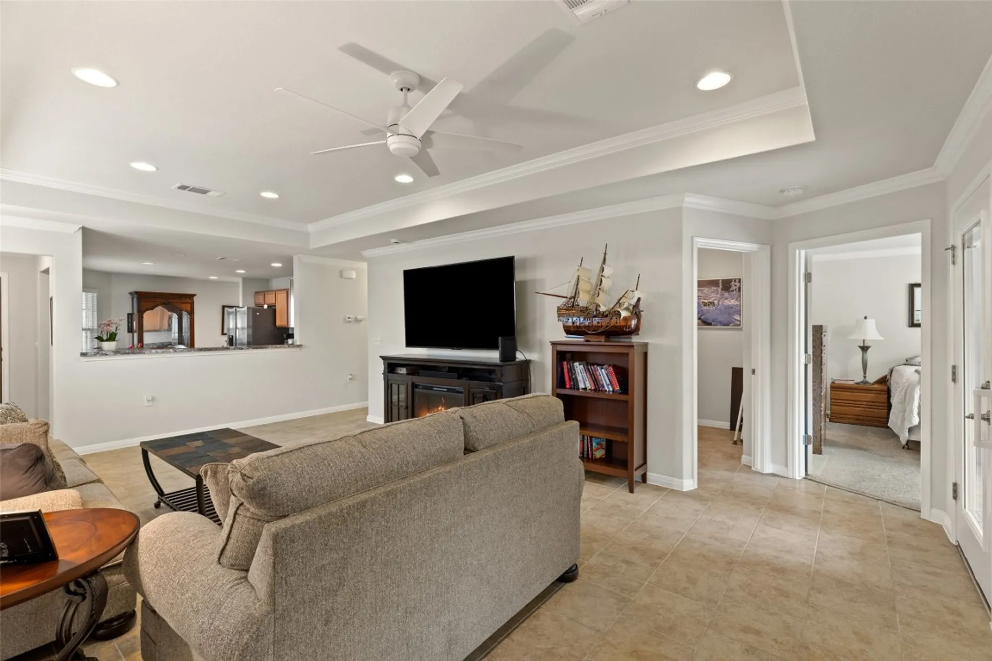 Property Slideshow image 12 of 35 | 233 hobby st, Georgetown, TX, 78633