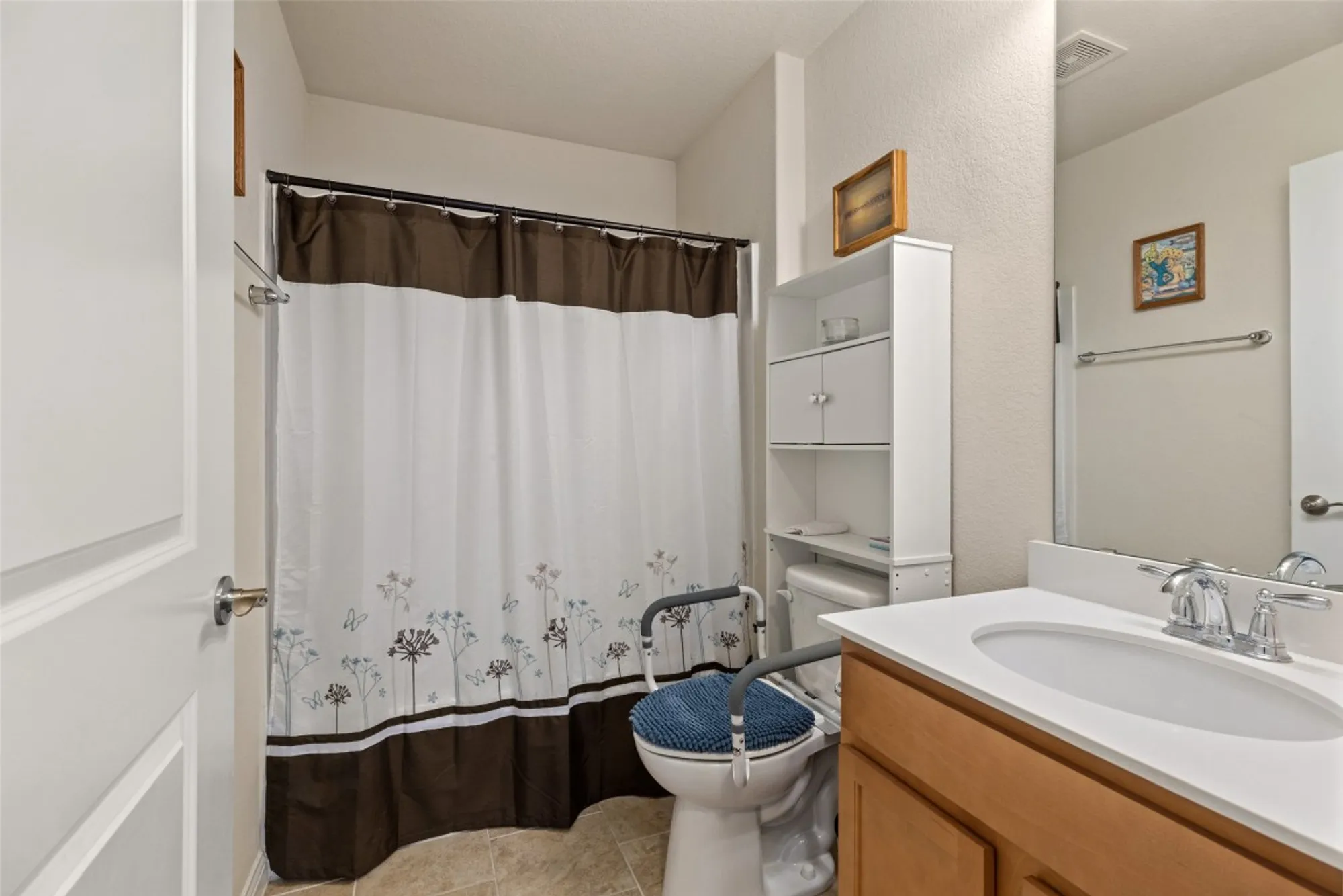 Property Slideshow image 27 of 35 | 233 hobby st, Georgetown, TX, 78633