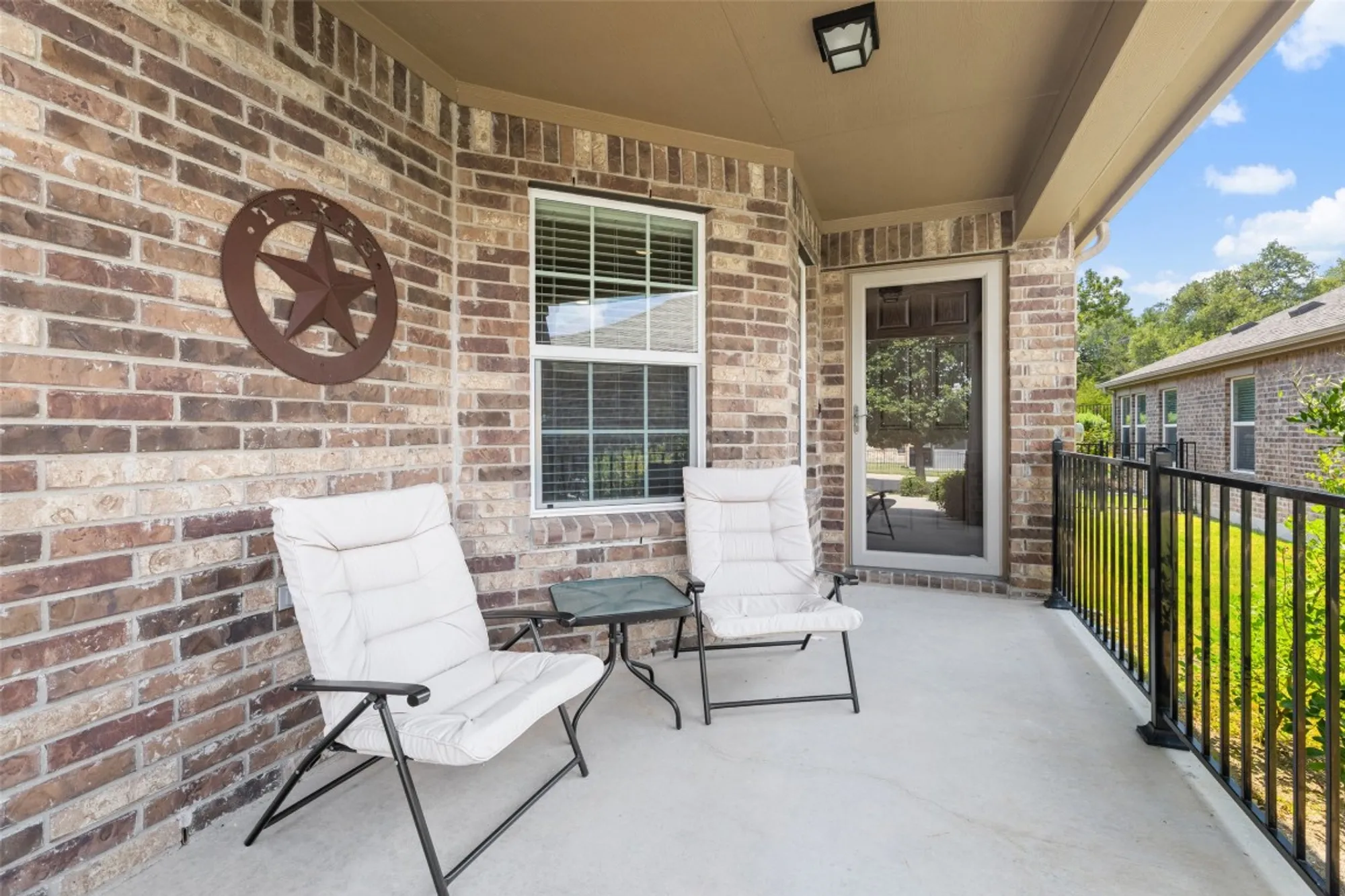 Property Slideshow image 33 of 35 | 233 hobby st, Georgetown, TX, 78633