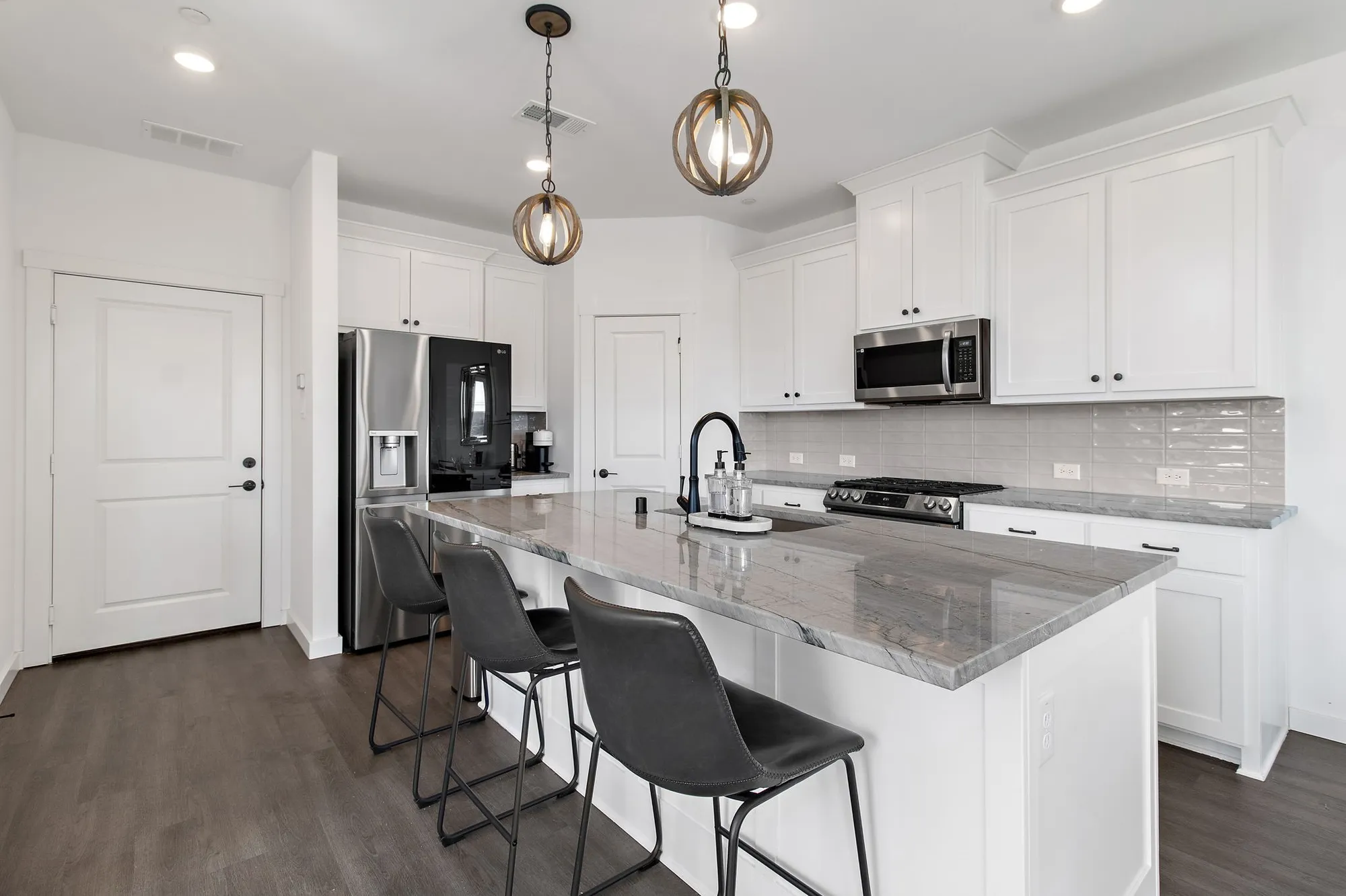 Property Slideshow image 9 of 29 | 891 cavitt ct, Prosper, TX, 75078