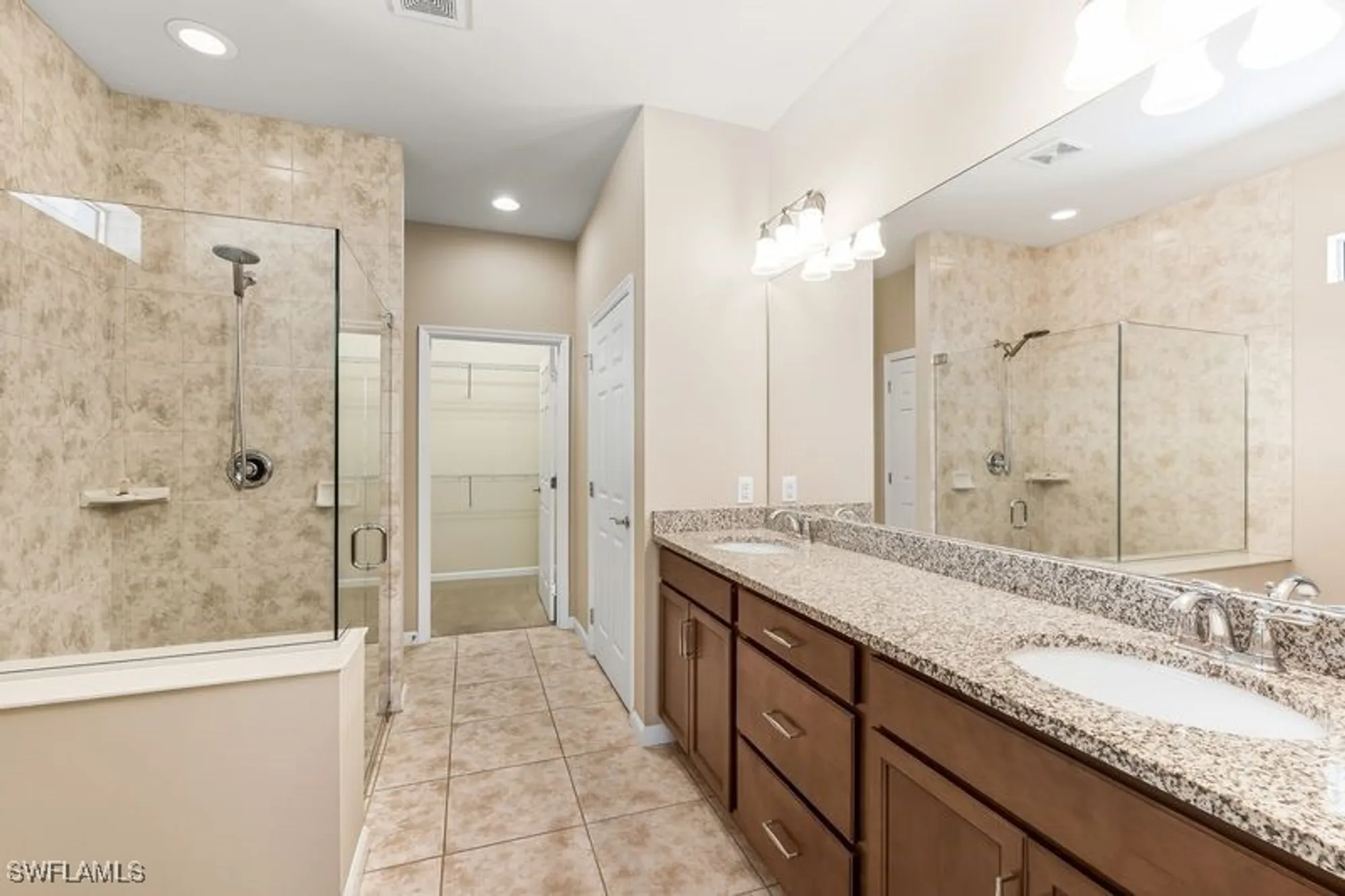 Property Slideshow image 12 of 30 | 20088 tavernier dr, Estero, FL, 33928