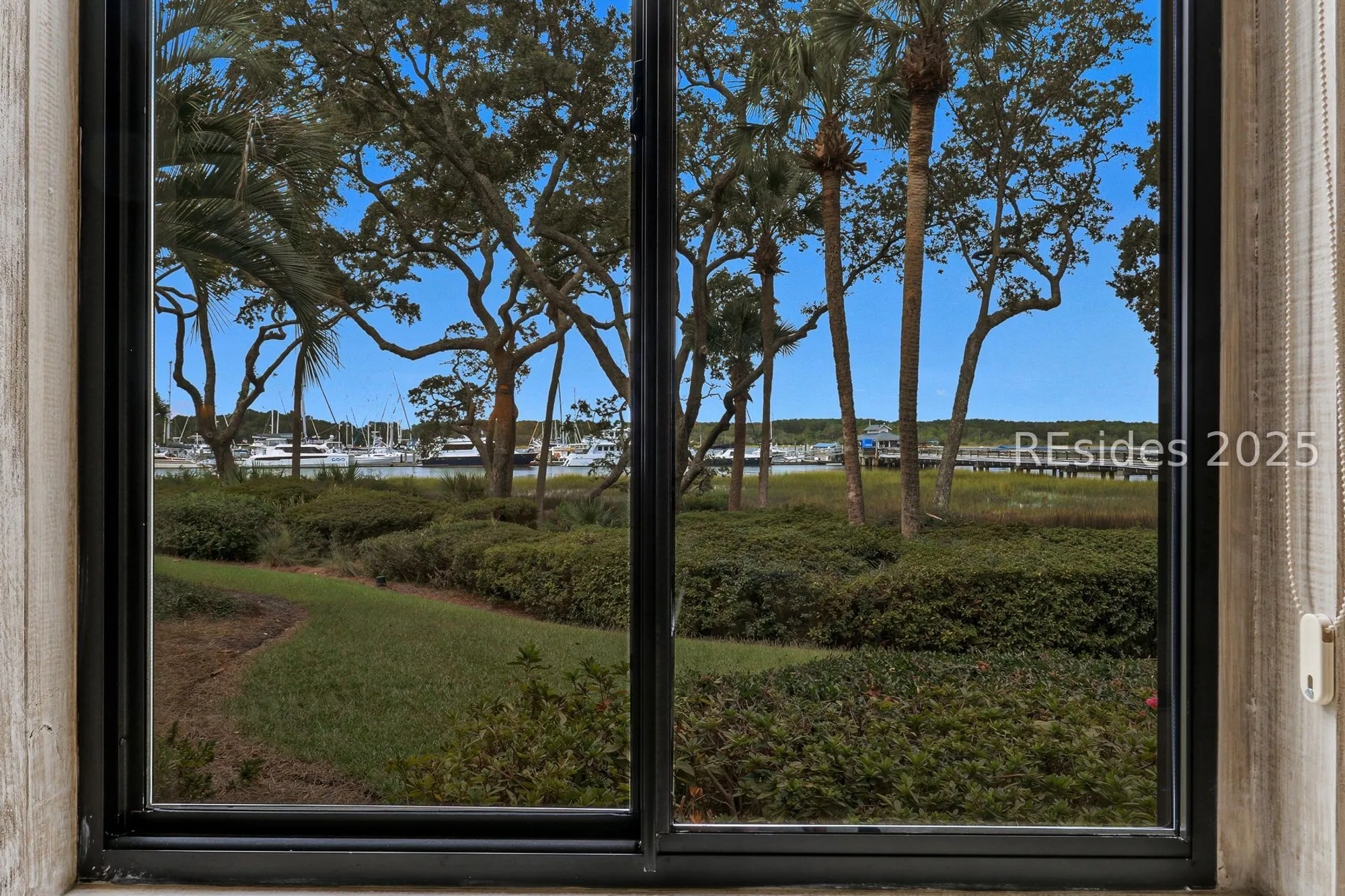 Property Slideshow image 15 of 60 | 73 skull creek dr # 117, Hilton Head Island, SC, 29926