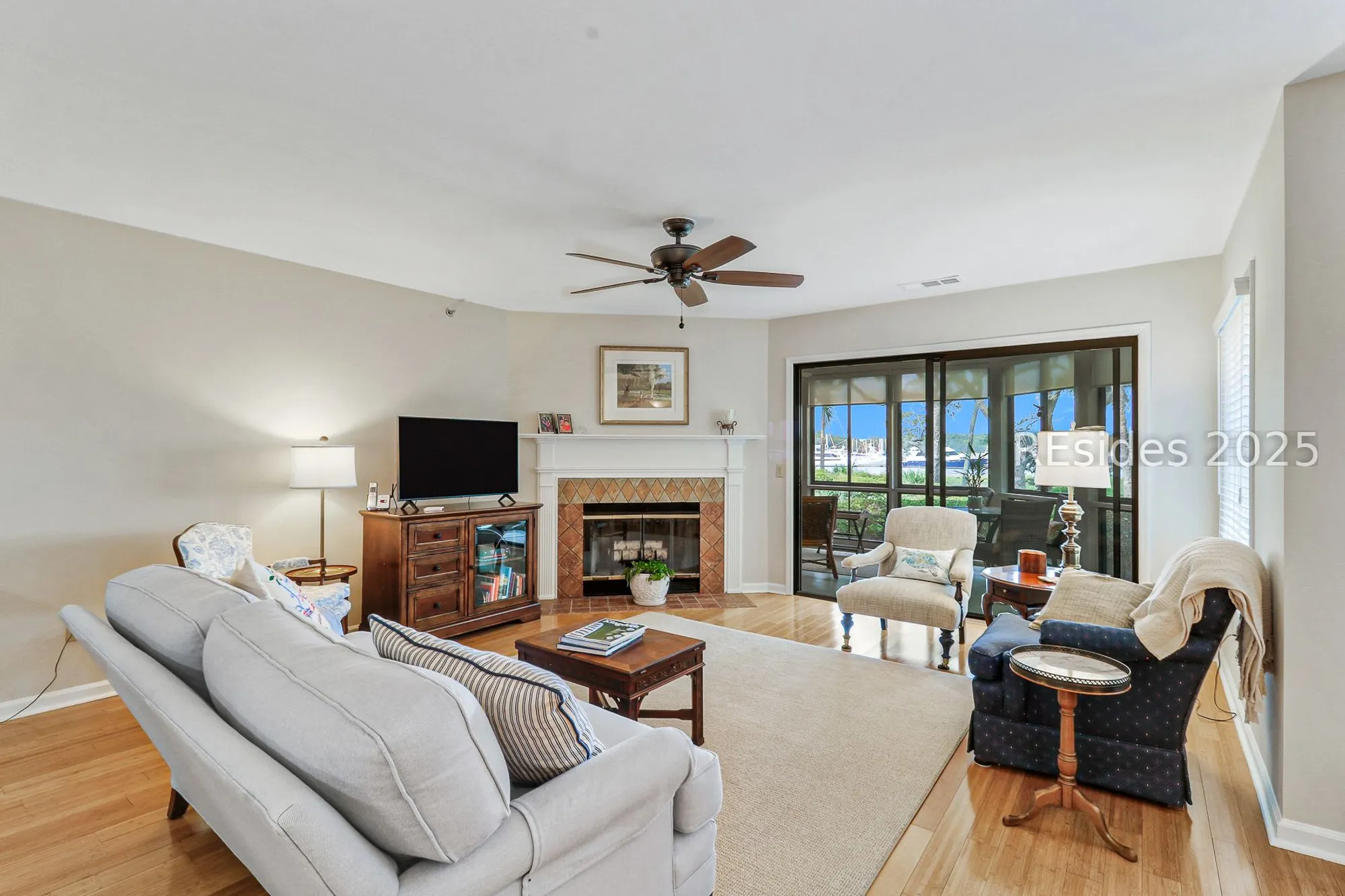 Property Slideshow image 10 of 60 | 73 skull creek dr # 117, Hilton Head Island, SC, 29926