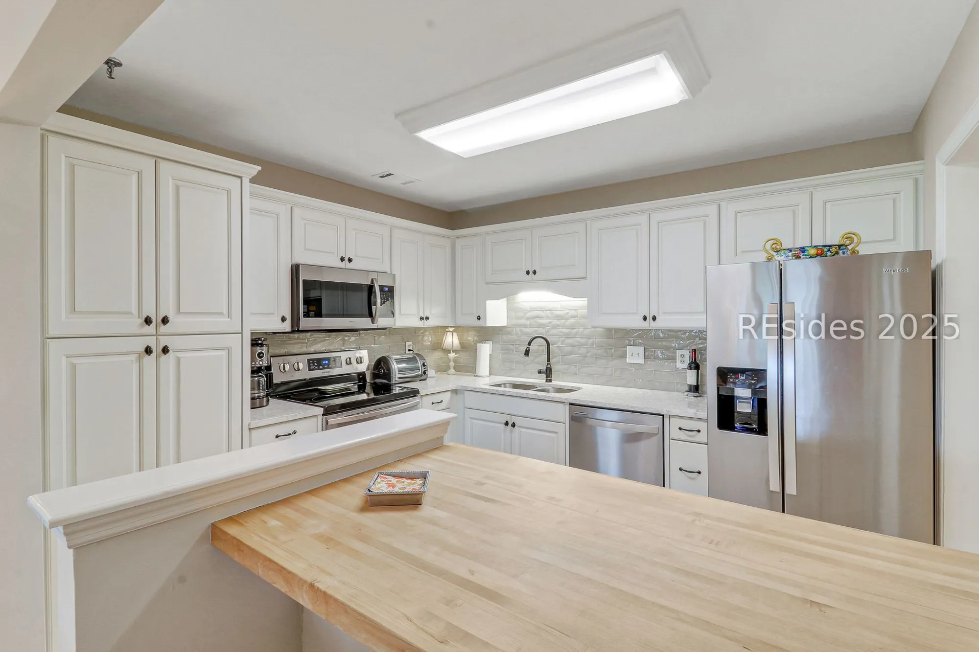 Property Slideshow image 21 of 60 | 73 skull creek dr # 117, Hilton Head Island, SC, 29926